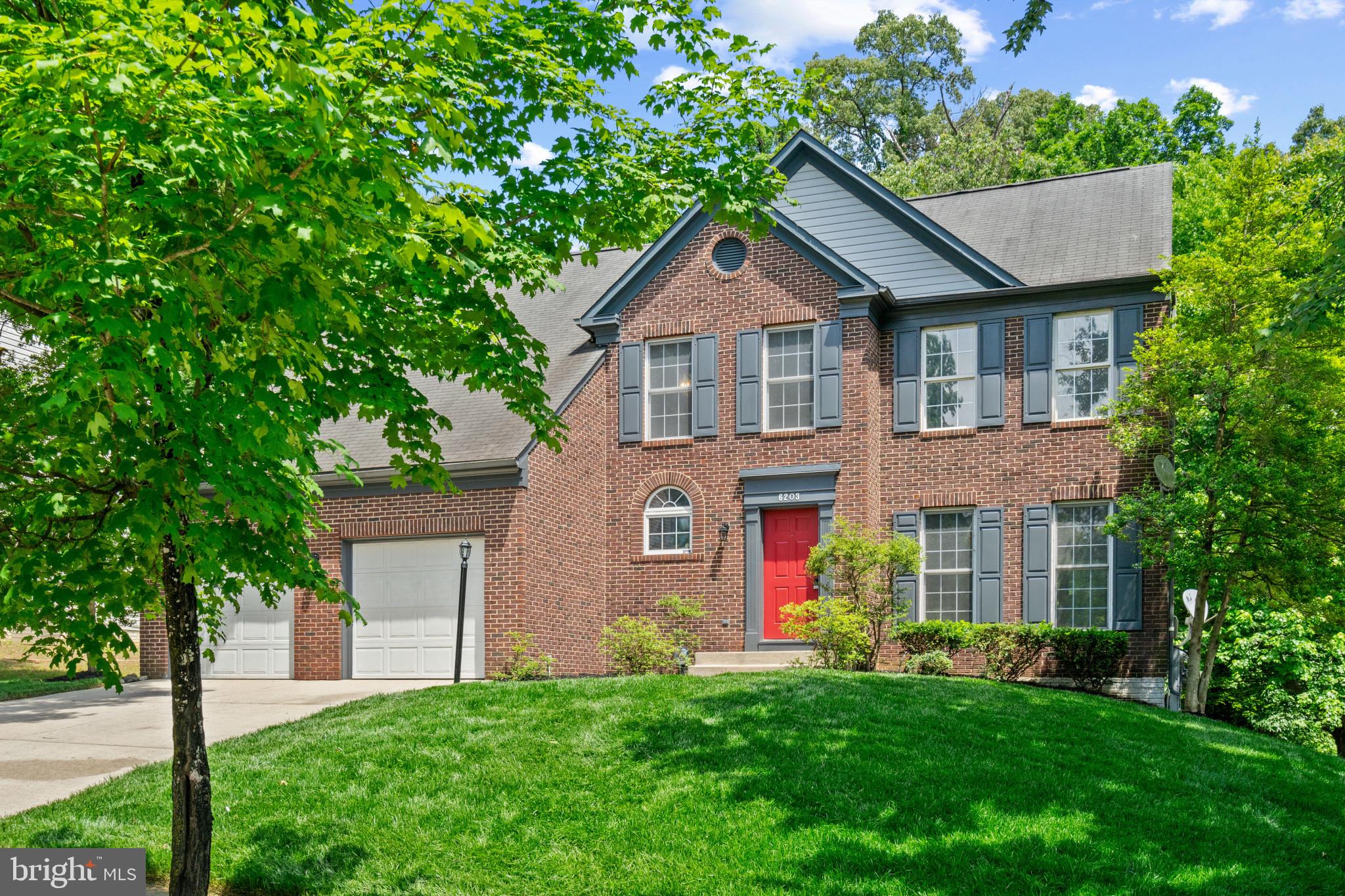 WOOD POINTE - Residential