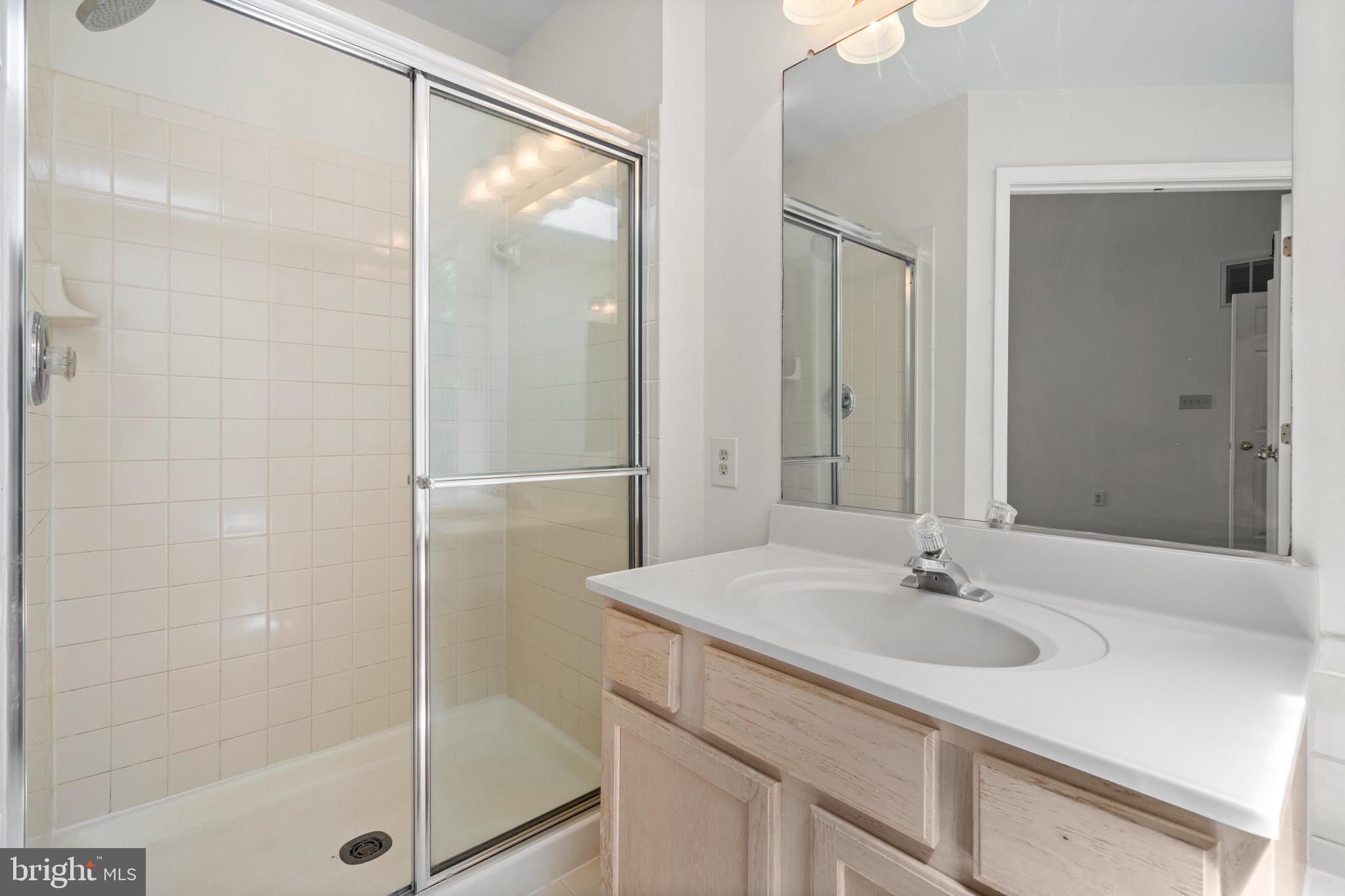 WOOD POINTE - Residential