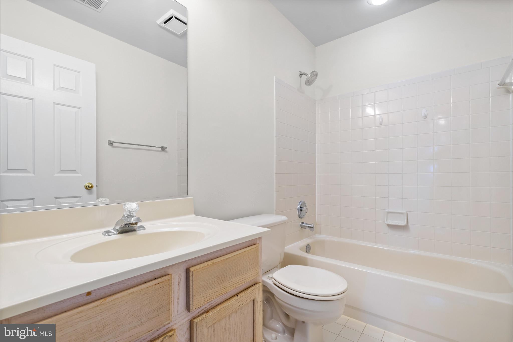 WOOD POINTE - Residential