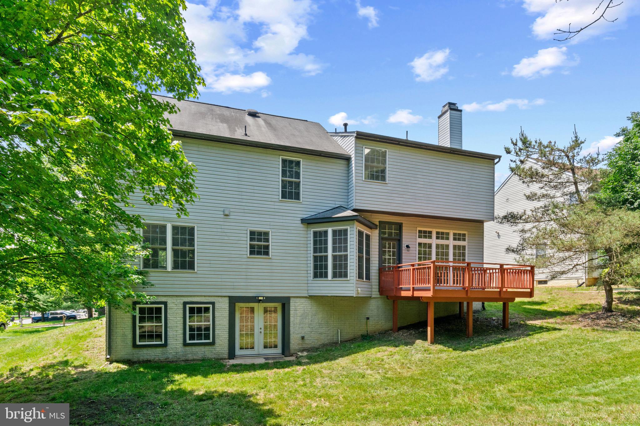 WOOD POINTE - Residential