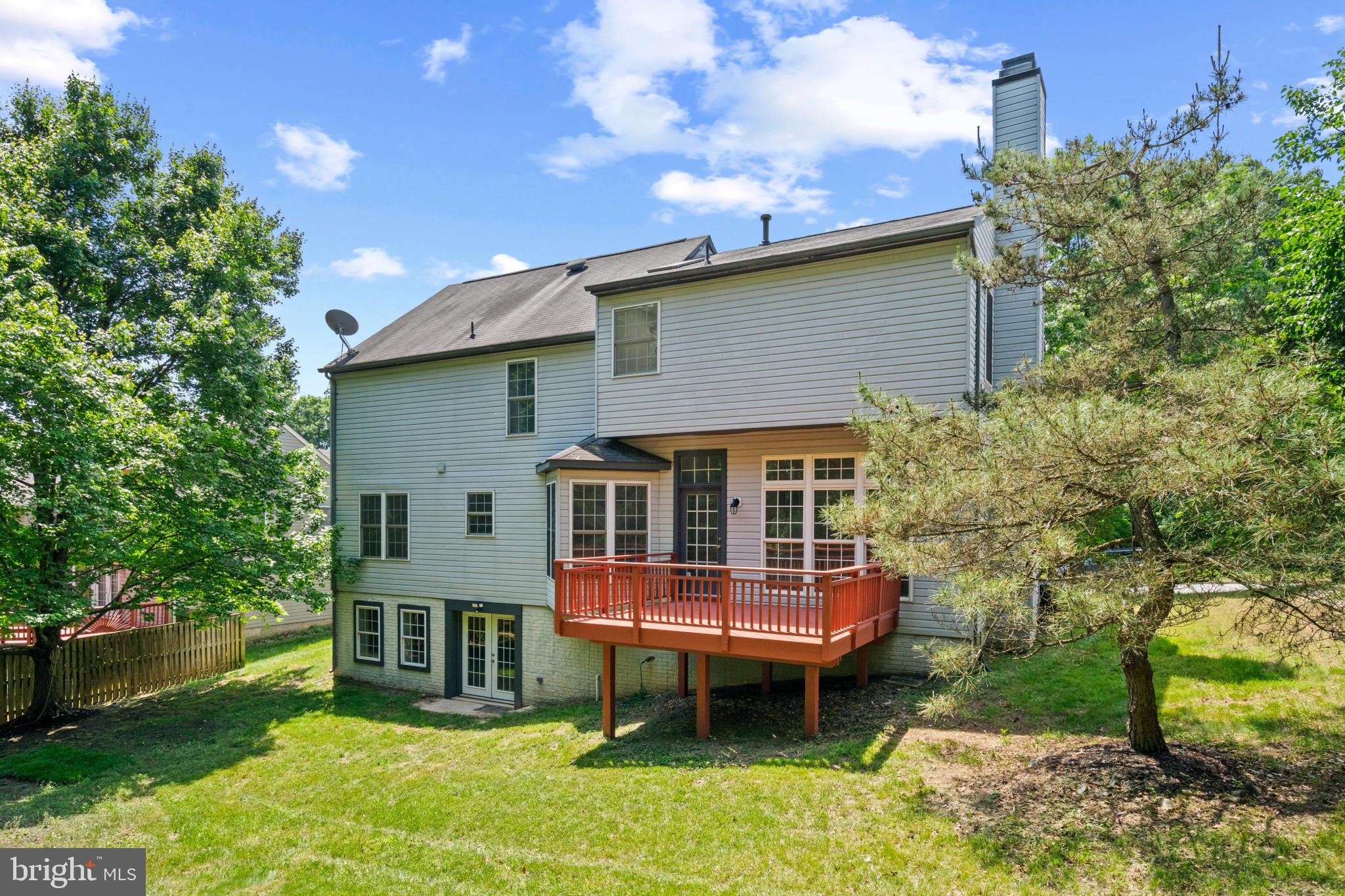 WOOD POINTE - Residential