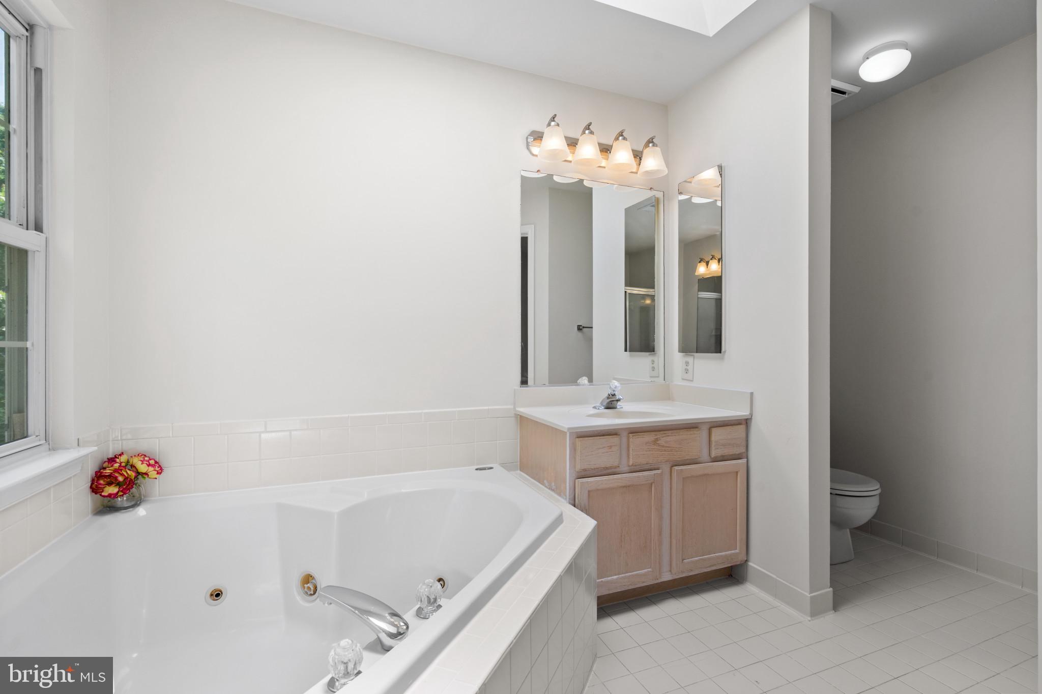 WOOD POINTE - Residential