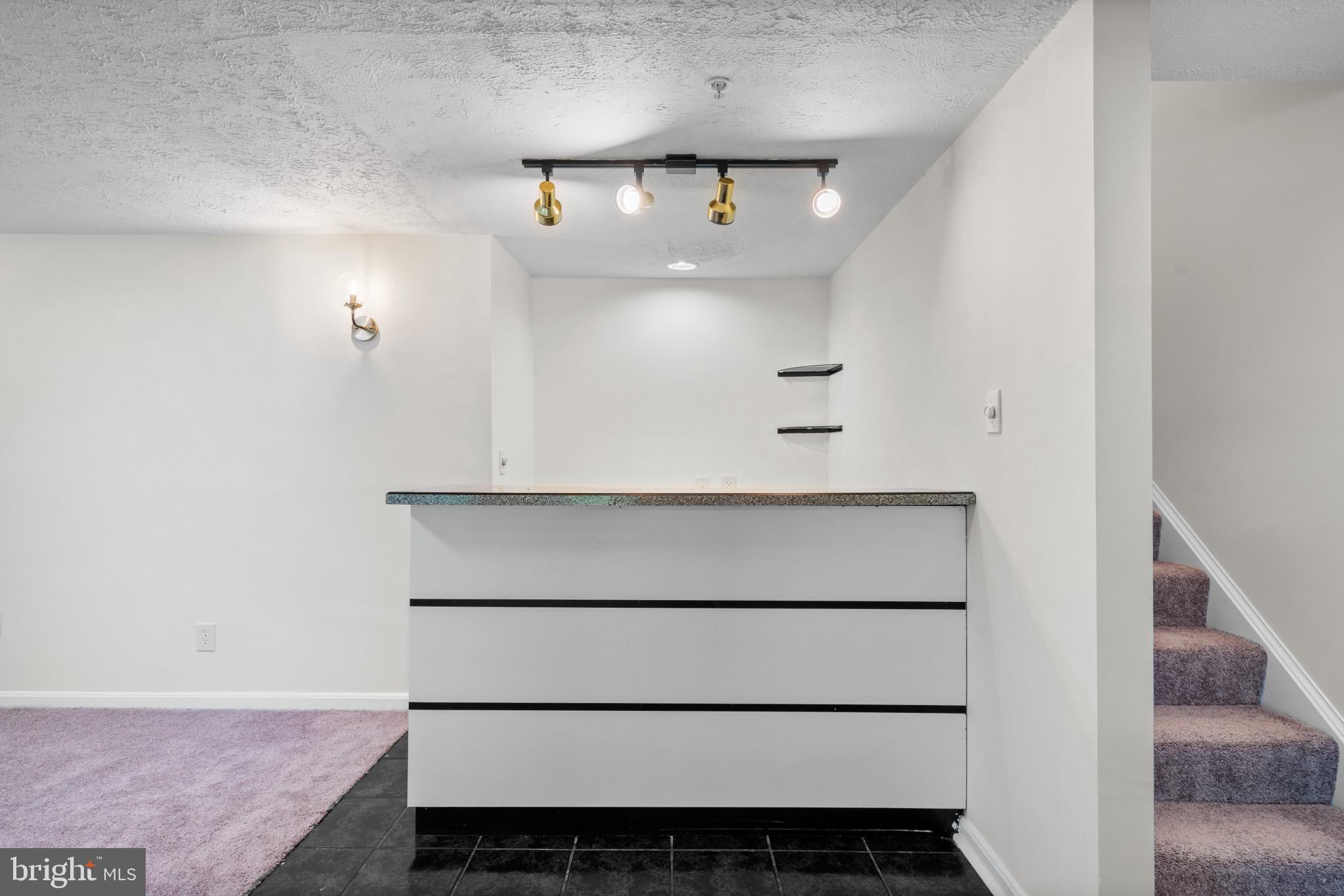 WOOD POINTE - Residential