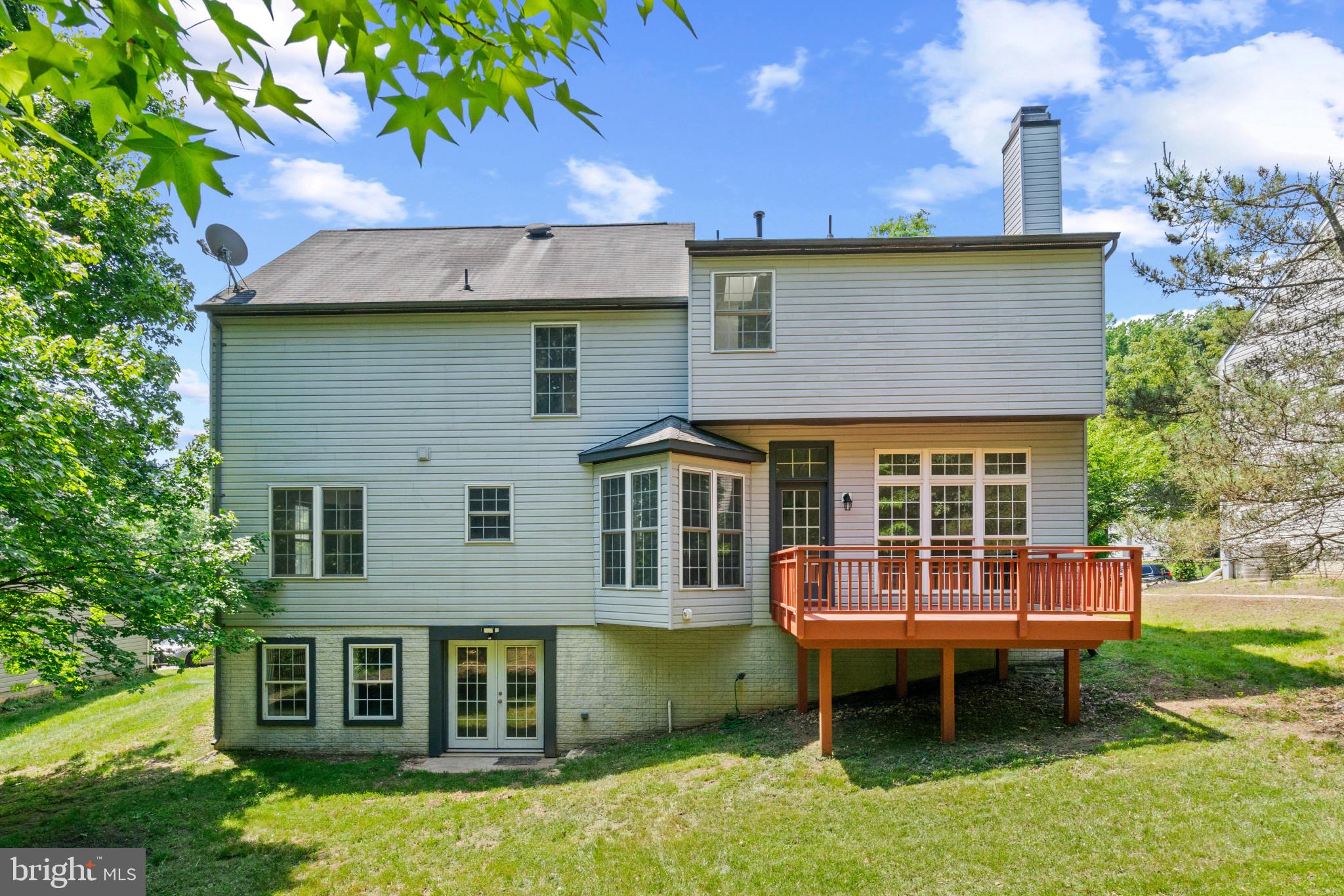 WOOD POINTE - Residential