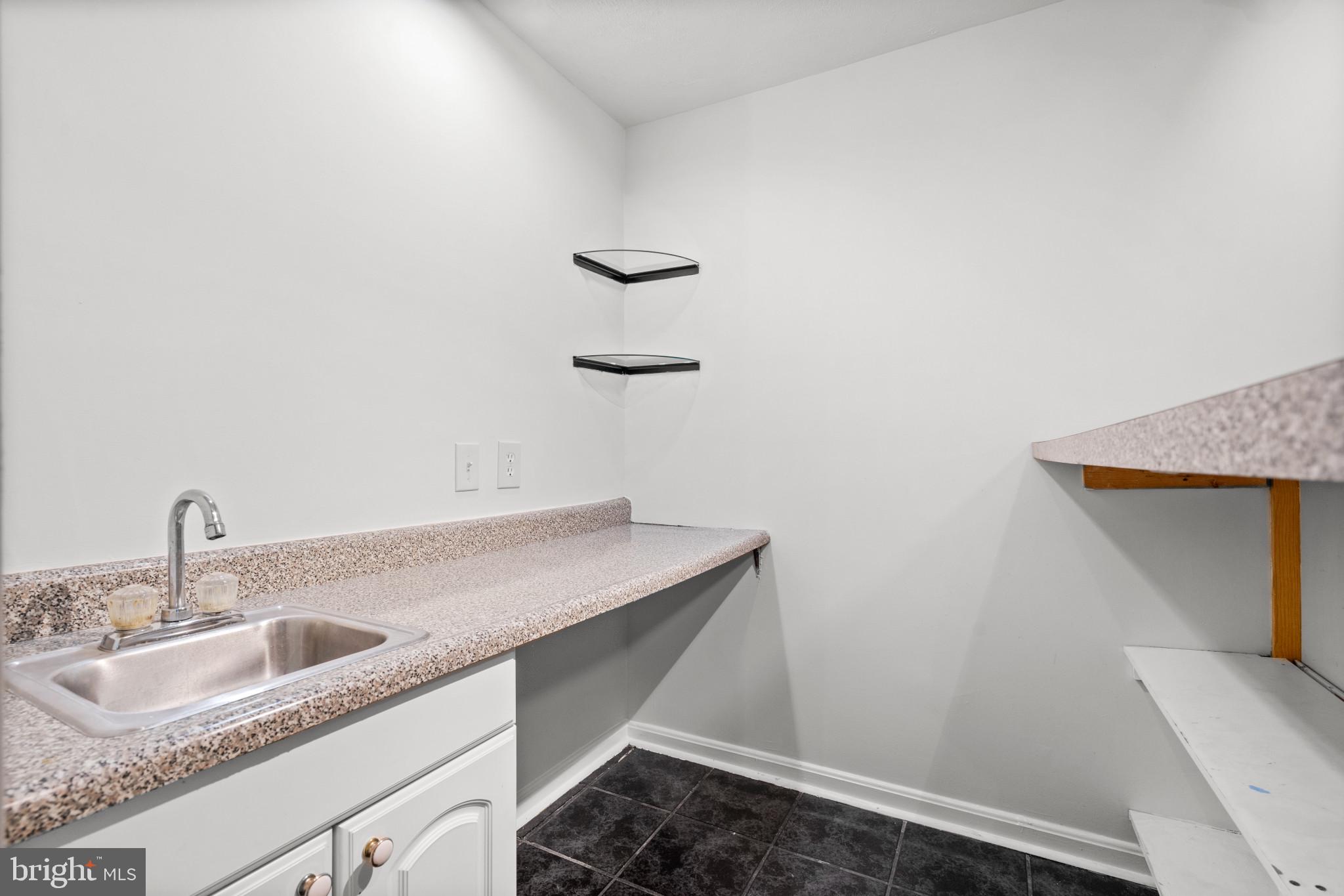 WOOD POINTE - Residential