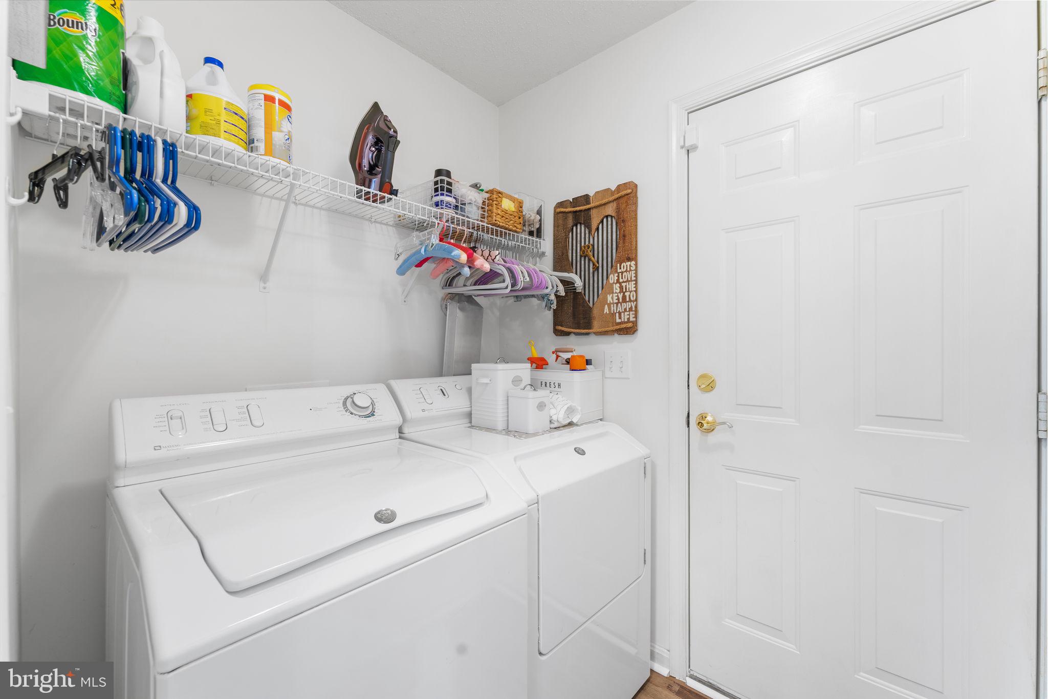 WILLOW SHADE - Residential