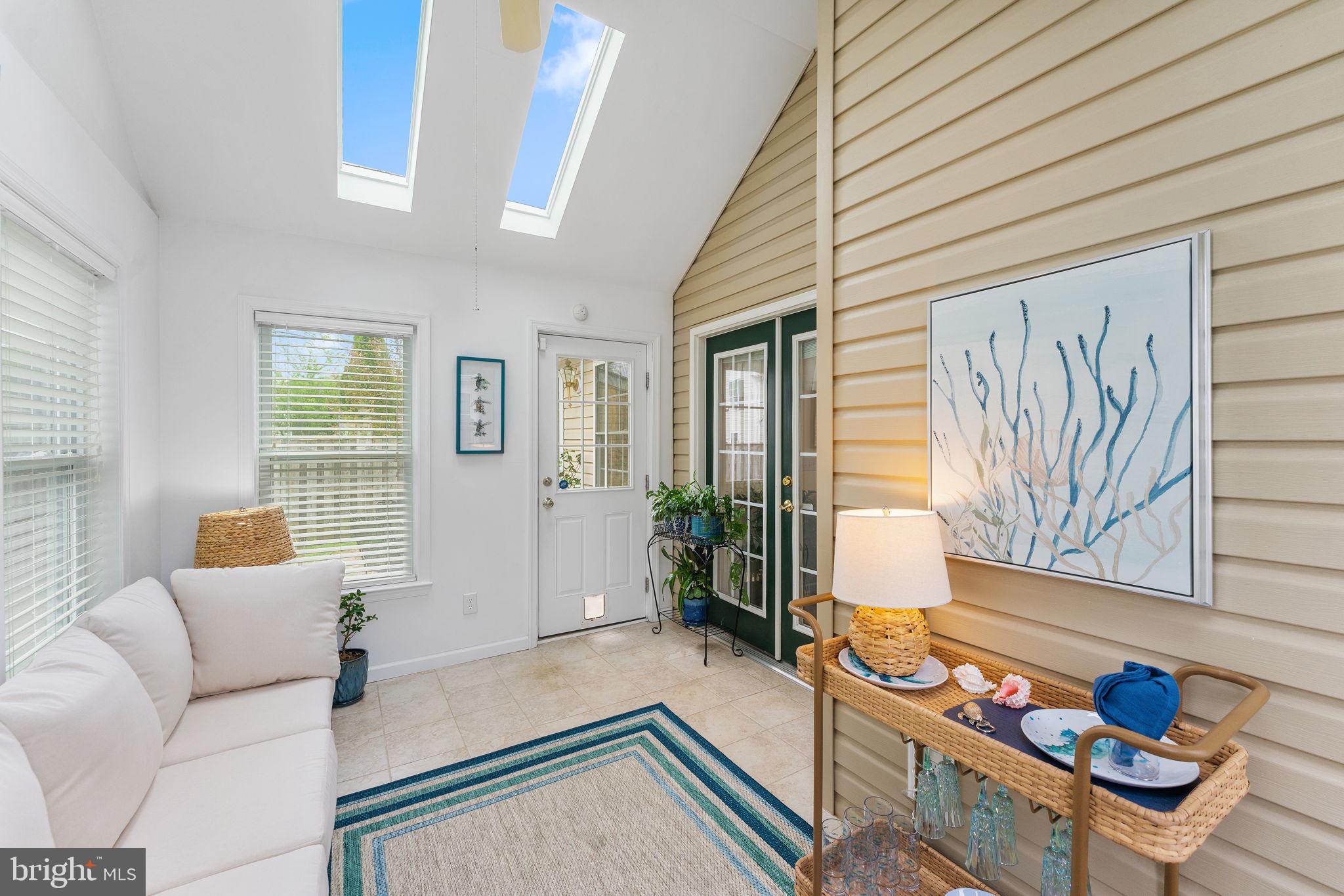 WILLOW SHADE - Residential