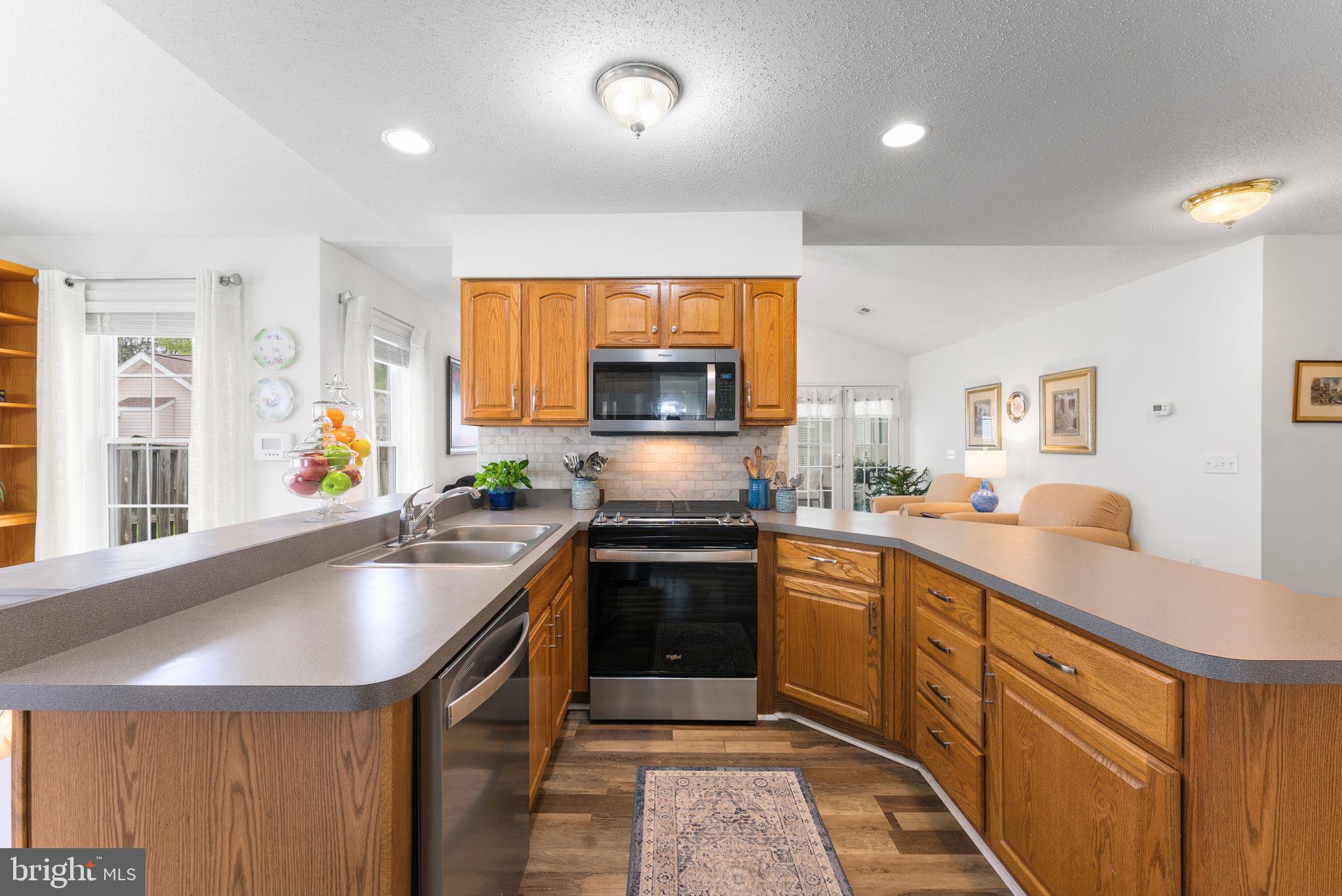 WILLOW SHADE - Residential