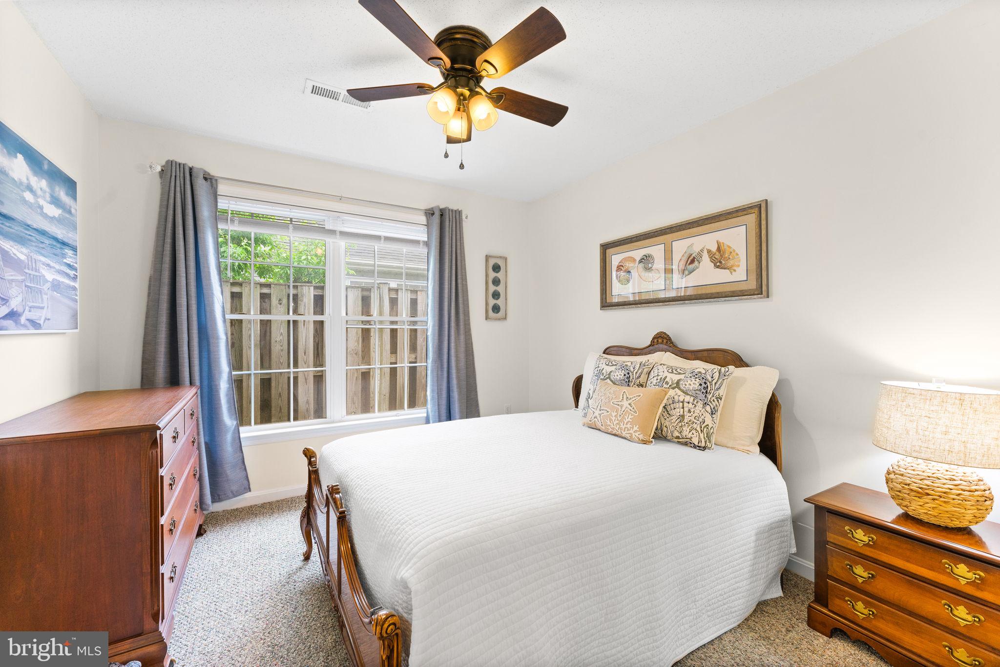 WILLOW SHADE - Residential