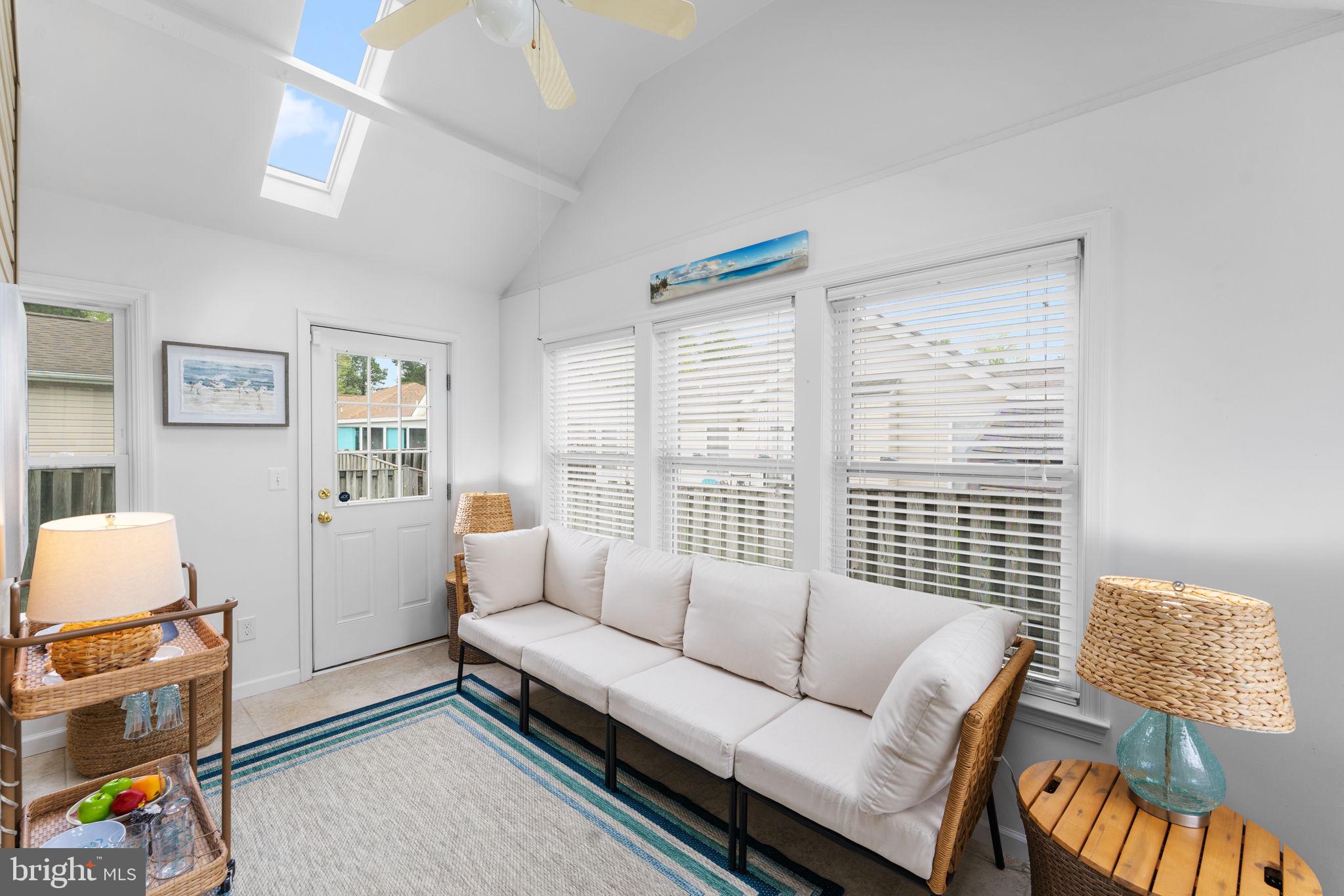 WILLOW SHADE - Residential