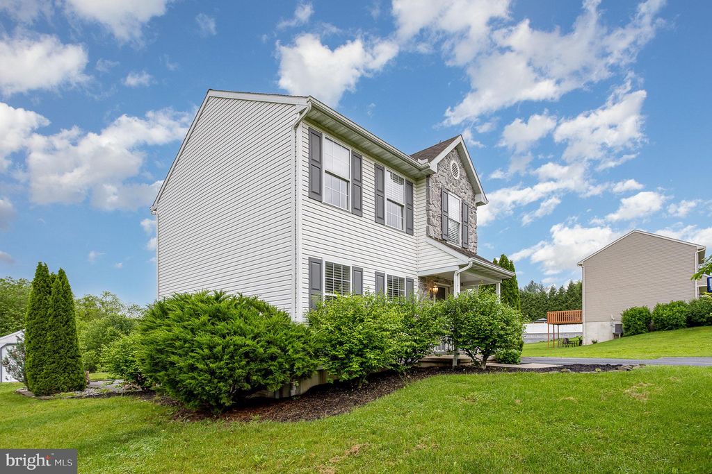 Photo of 1334 Malleable Road, COLUMBIA, PA 17512 (MLS # PALA2069922)