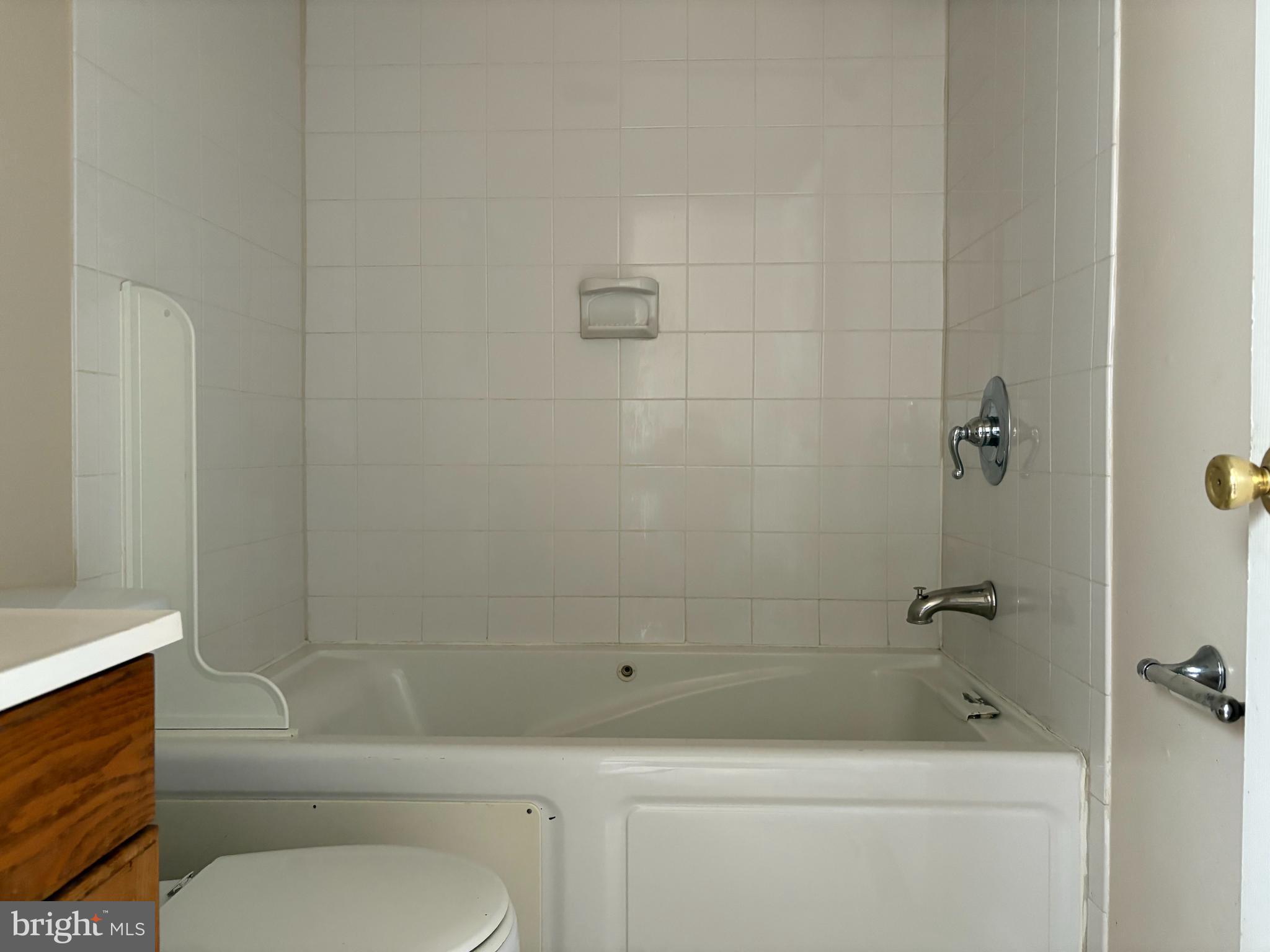 WASHINGTON VILLAGE - Residential