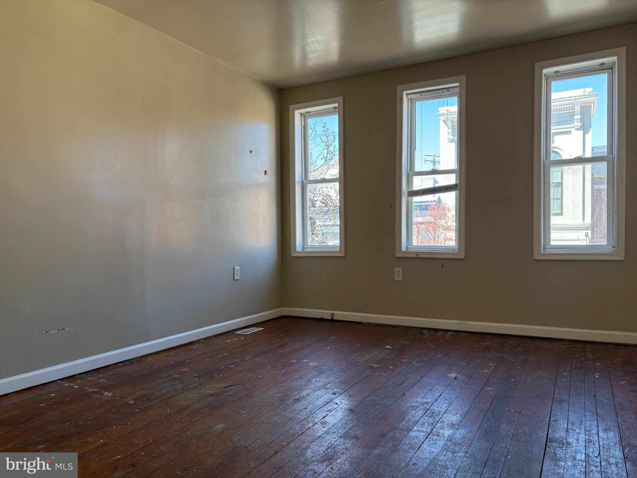 WASHINGTON VILLAGE - Residential