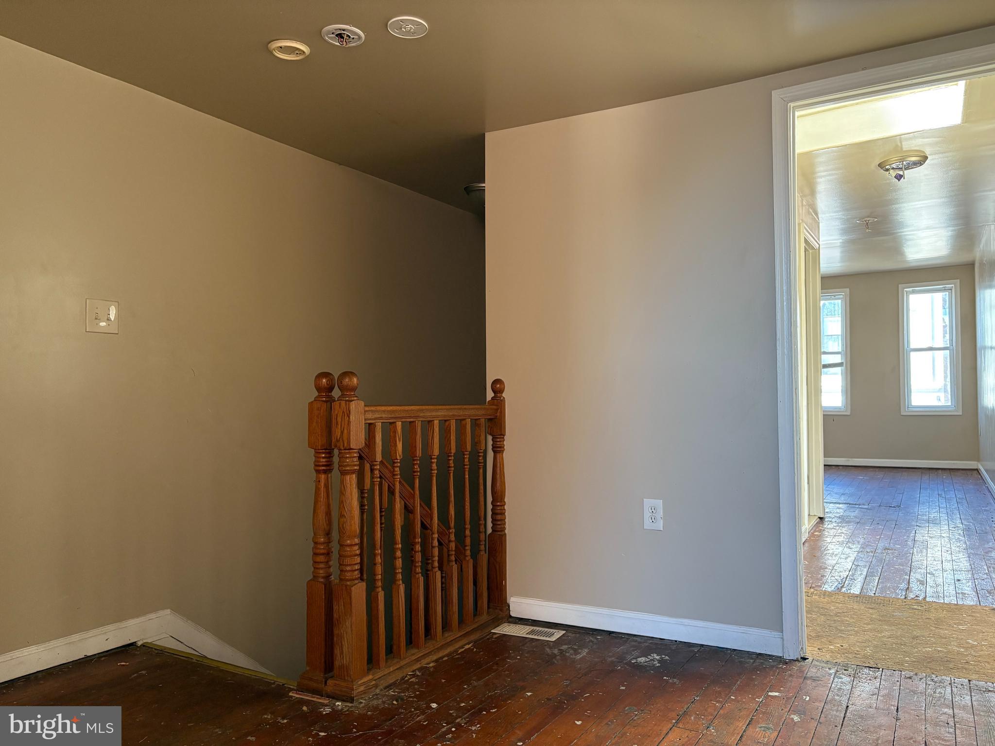 WASHINGTON VILLAGE - Residential