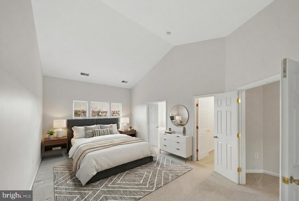 POTOMAC CROSSING - Residential