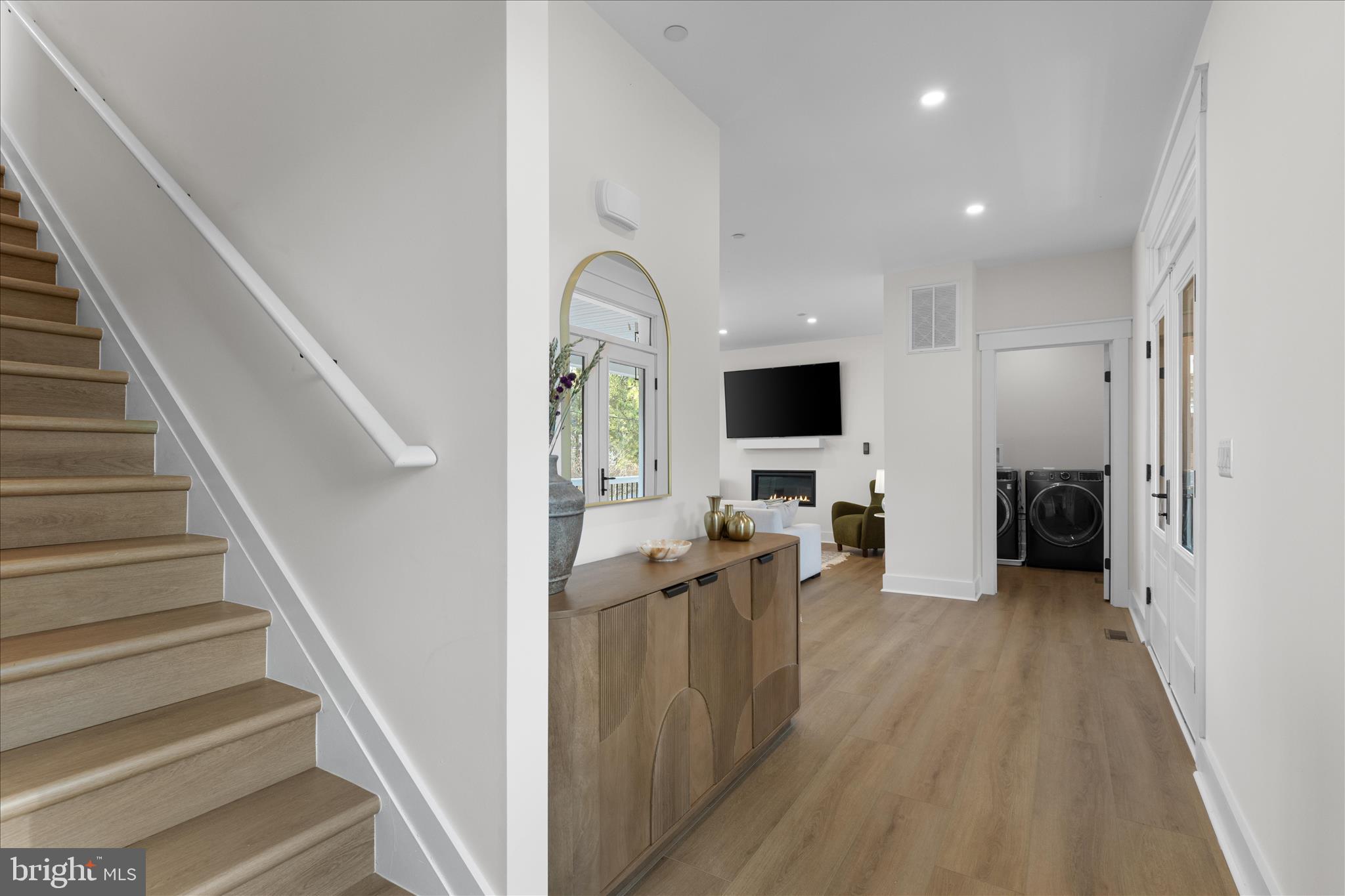 PINEY POINT - Residential