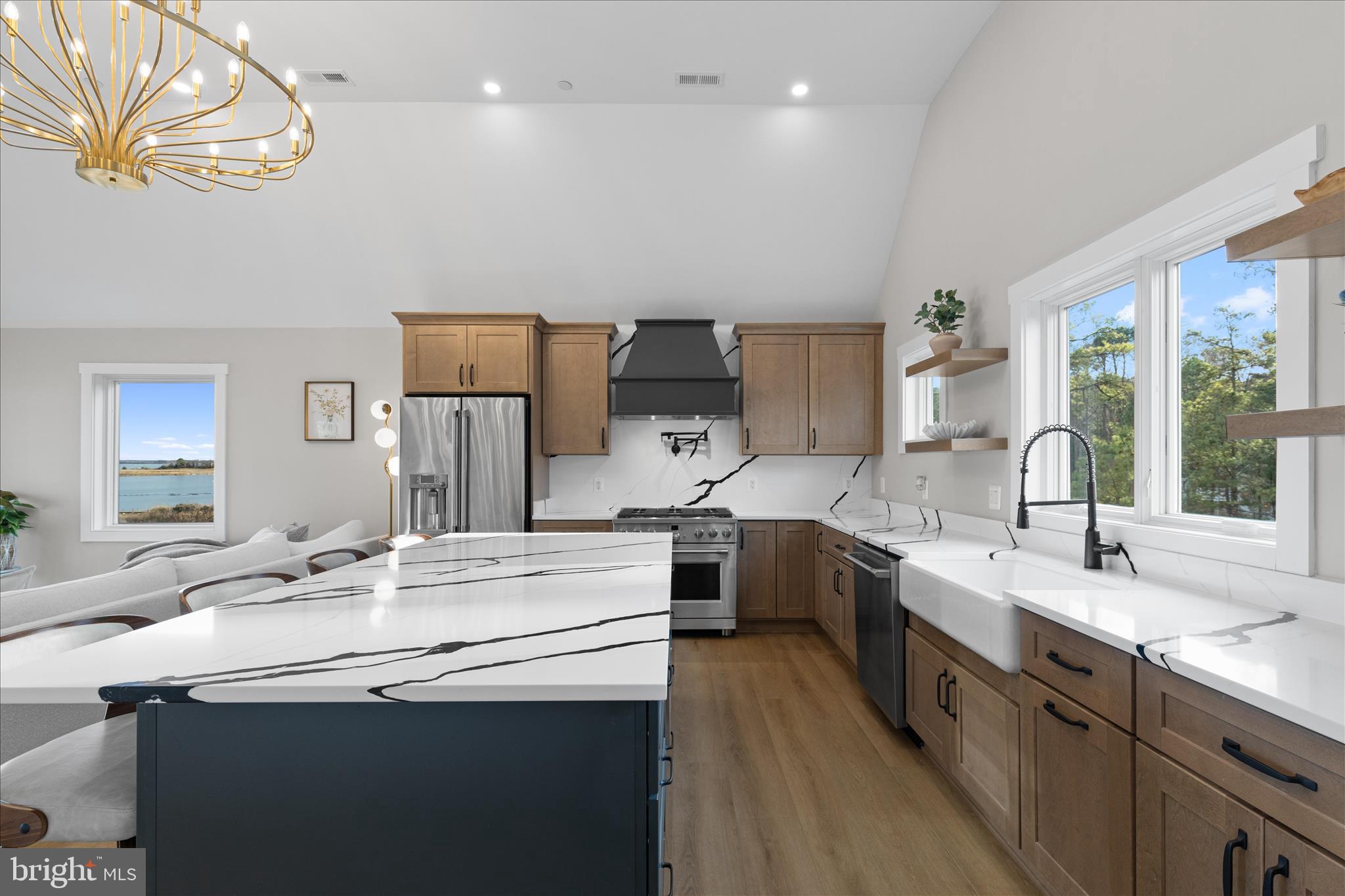 PINEY POINT - Residential