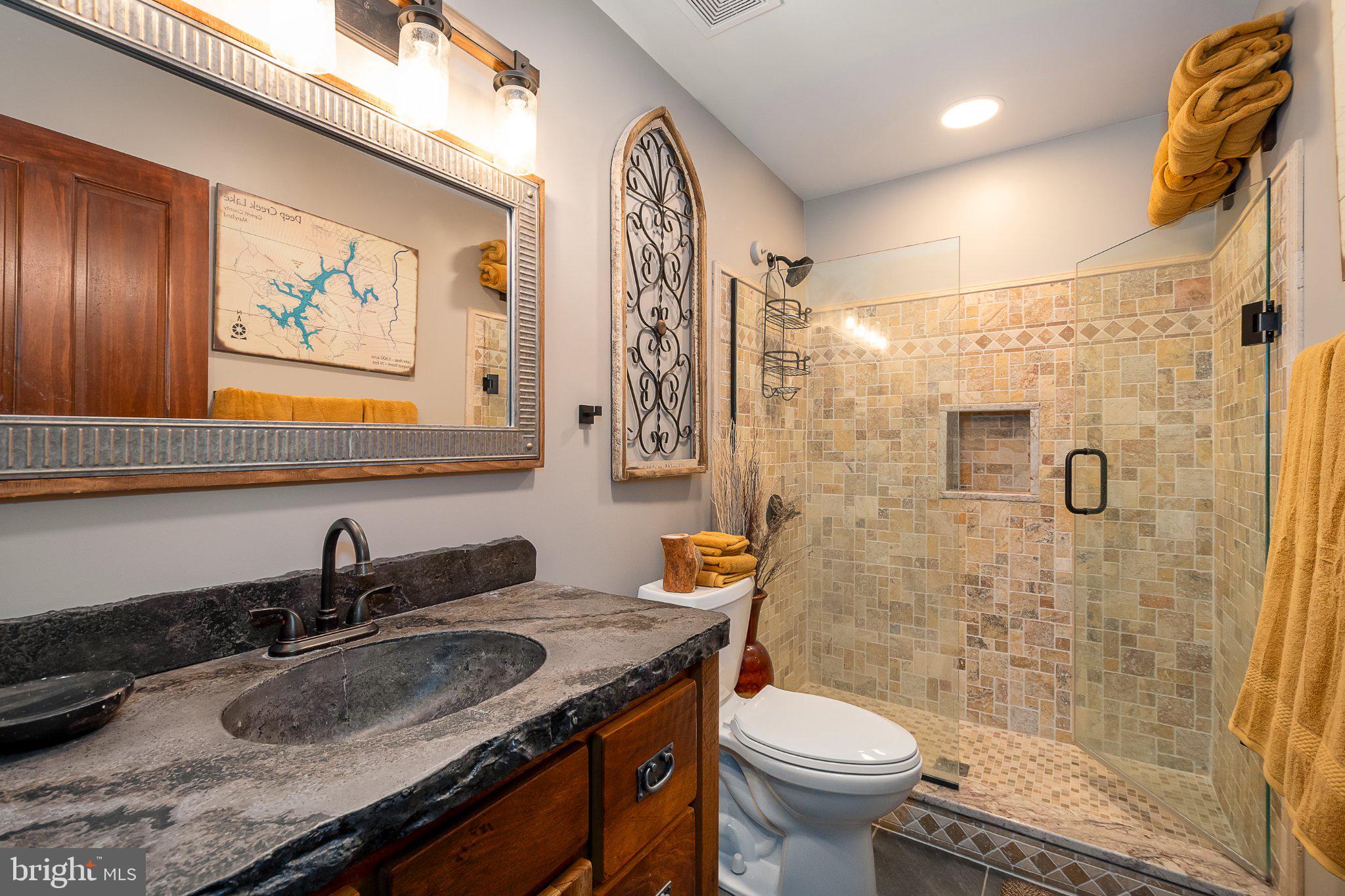 SILVER TREE SUITES - Residential