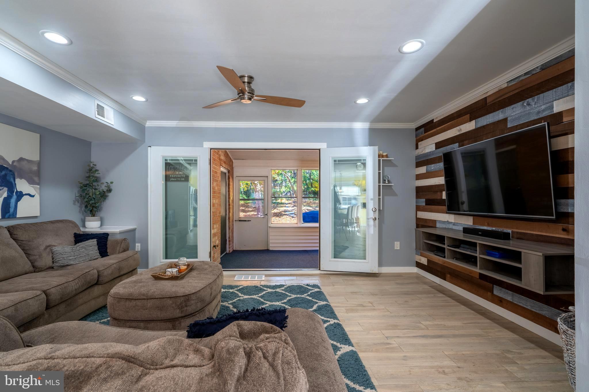 OLDE COLONIAL GREENE - Residential