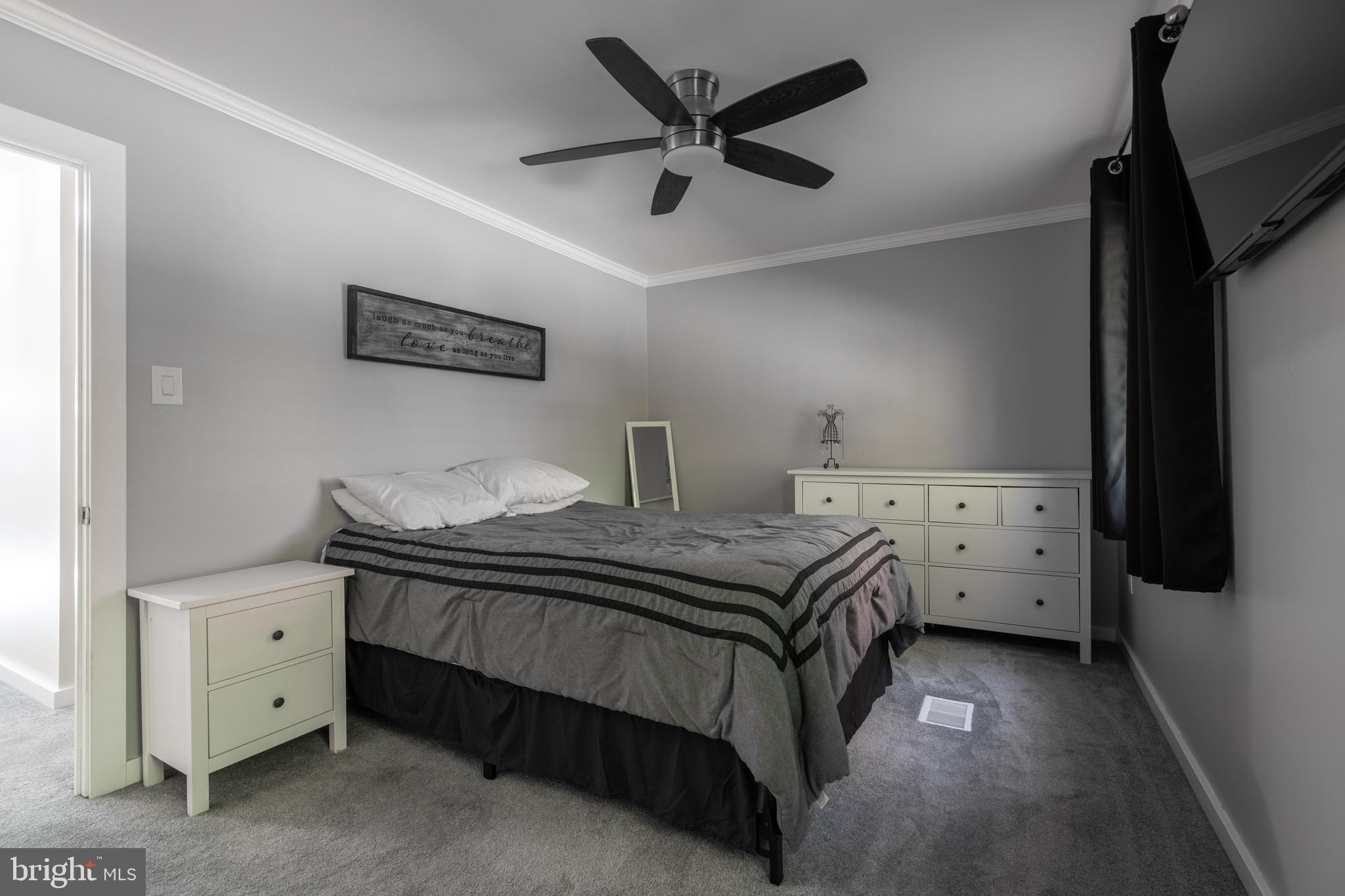 OLDE COLONIAL GREENE - Residential