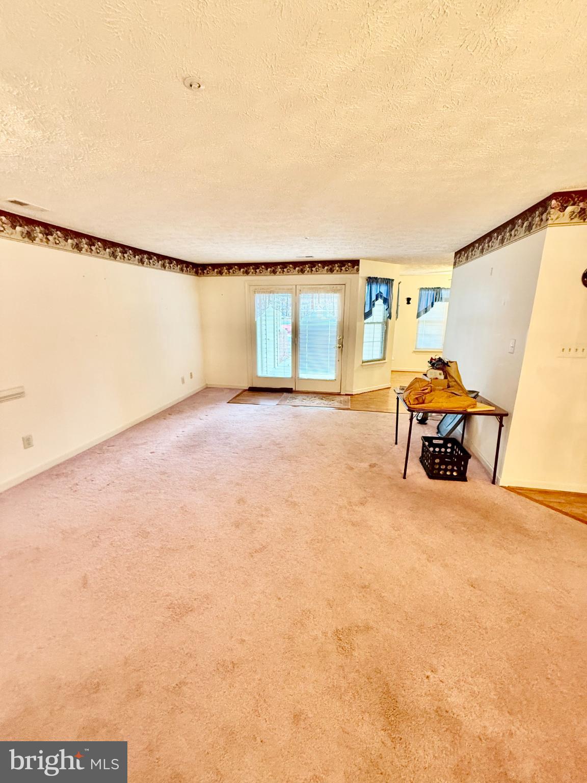 112 GWEN DRIVE 112-1J