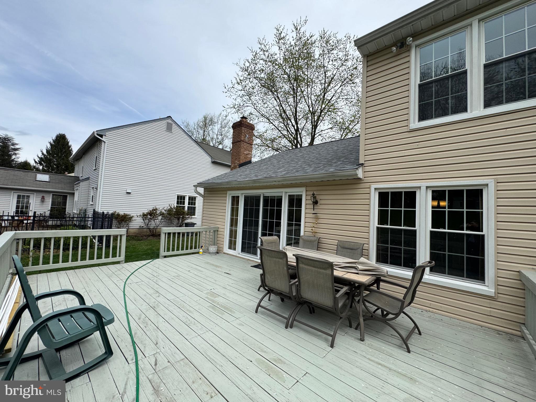 BURLEIGH MANOR - Residential