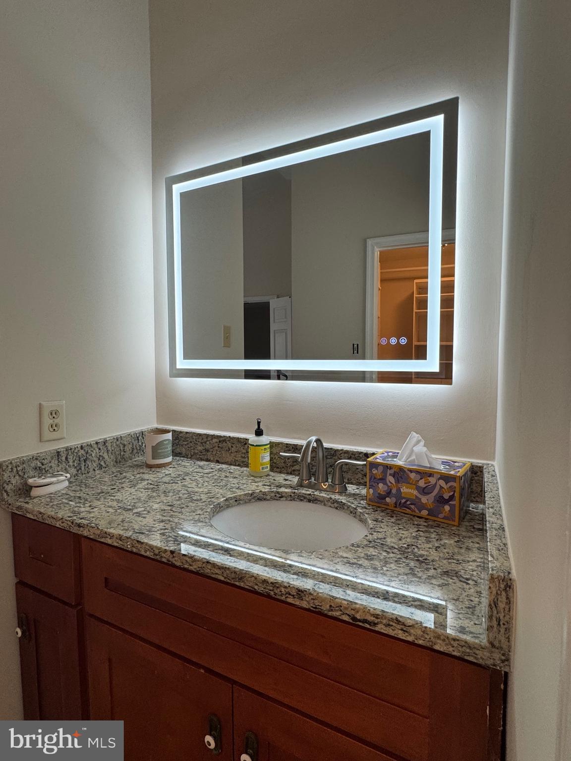 BURLEIGH MANOR - Residential