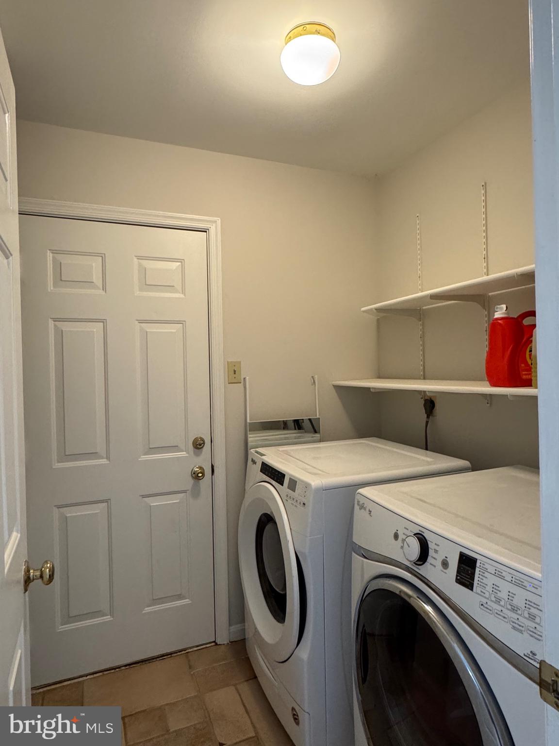 BURLEIGH MANOR - Residential