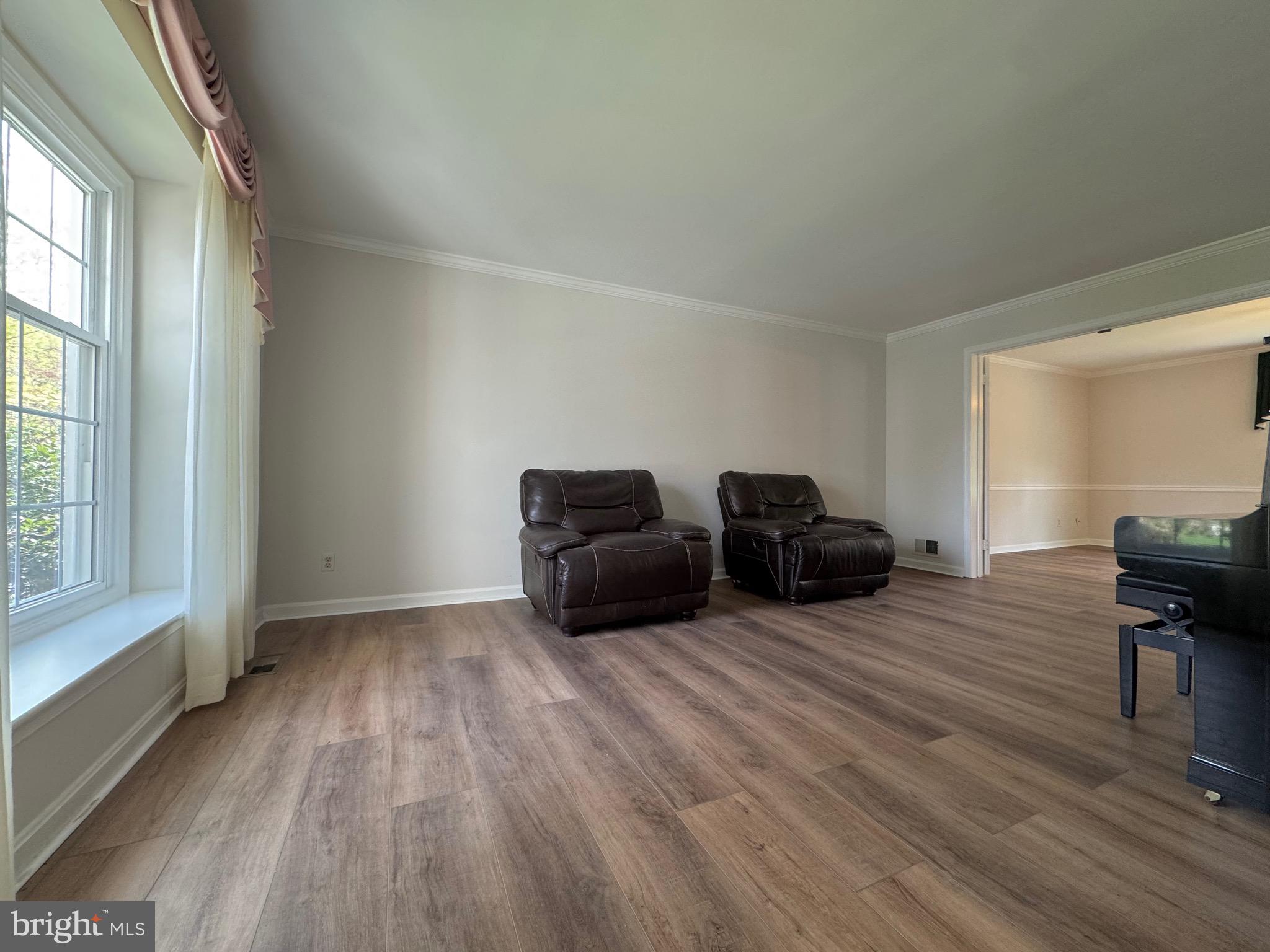 BURLEIGH MANOR - Residential