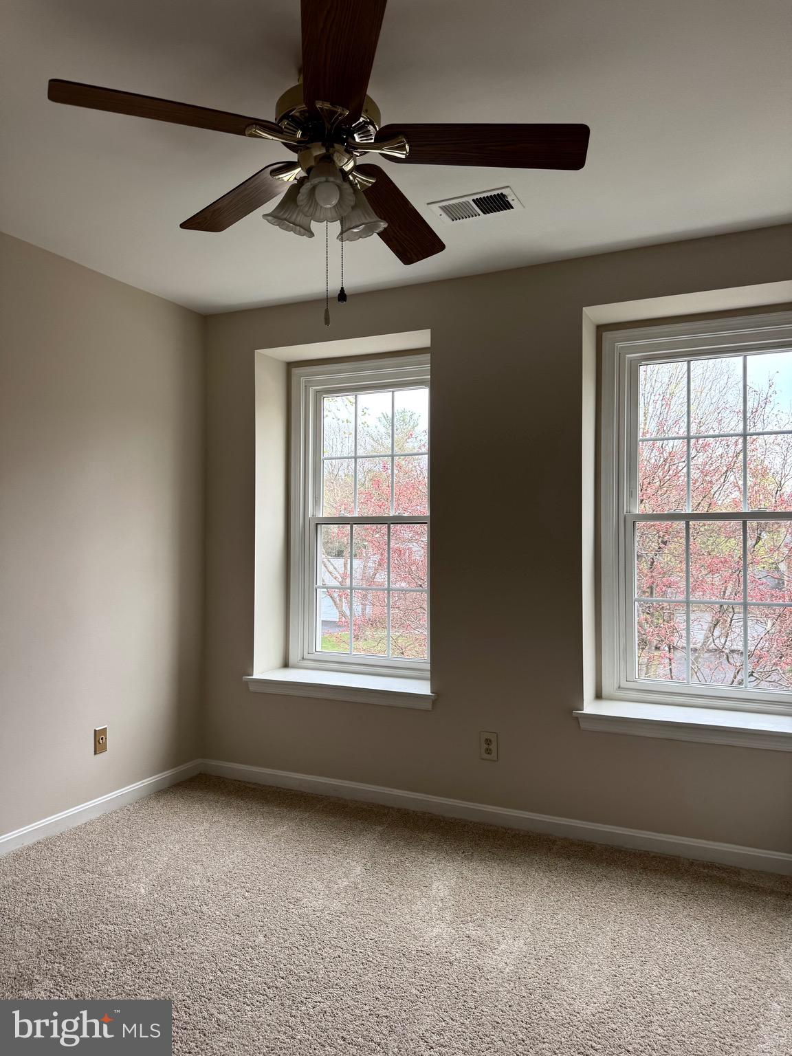 BURLEIGH MANOR - Residential