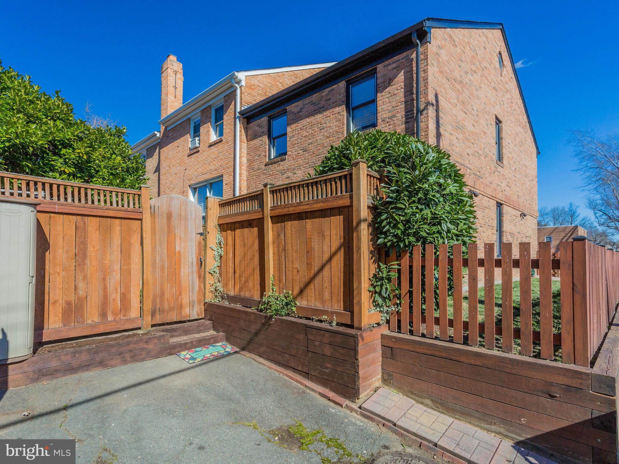 DEL RAY - Residential