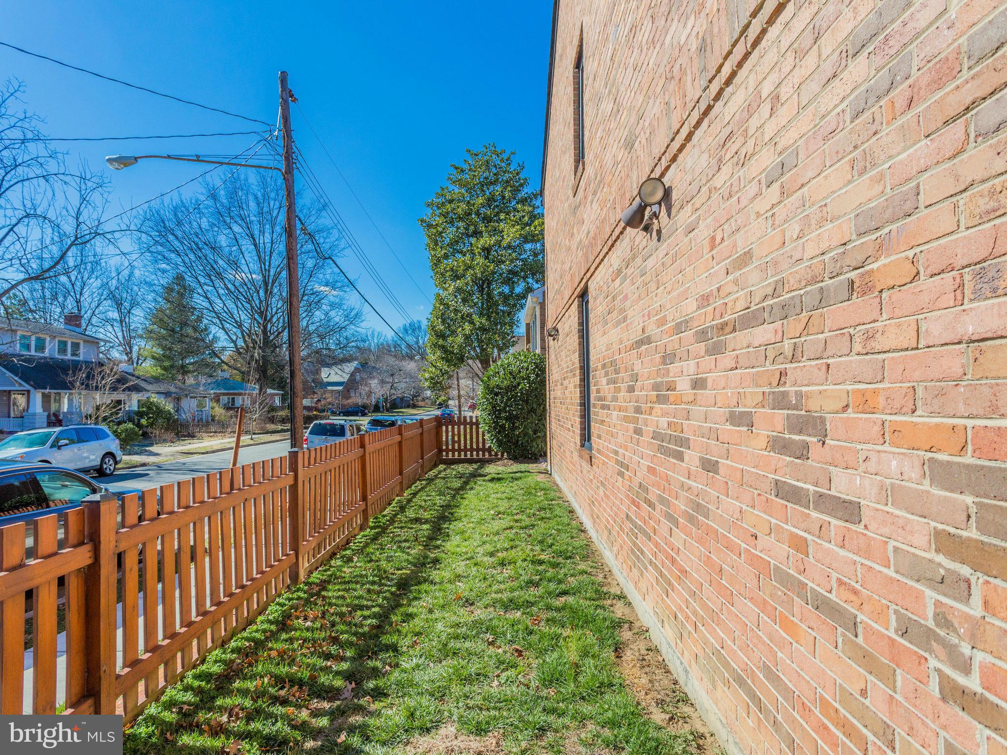 DEL RAY - Residential