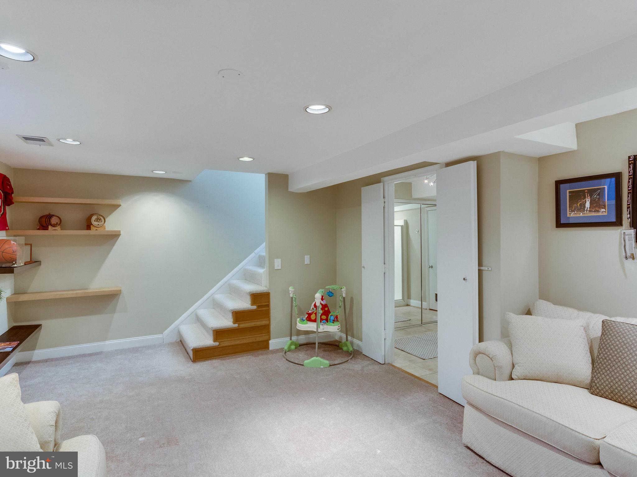 DEL RAY - Residential