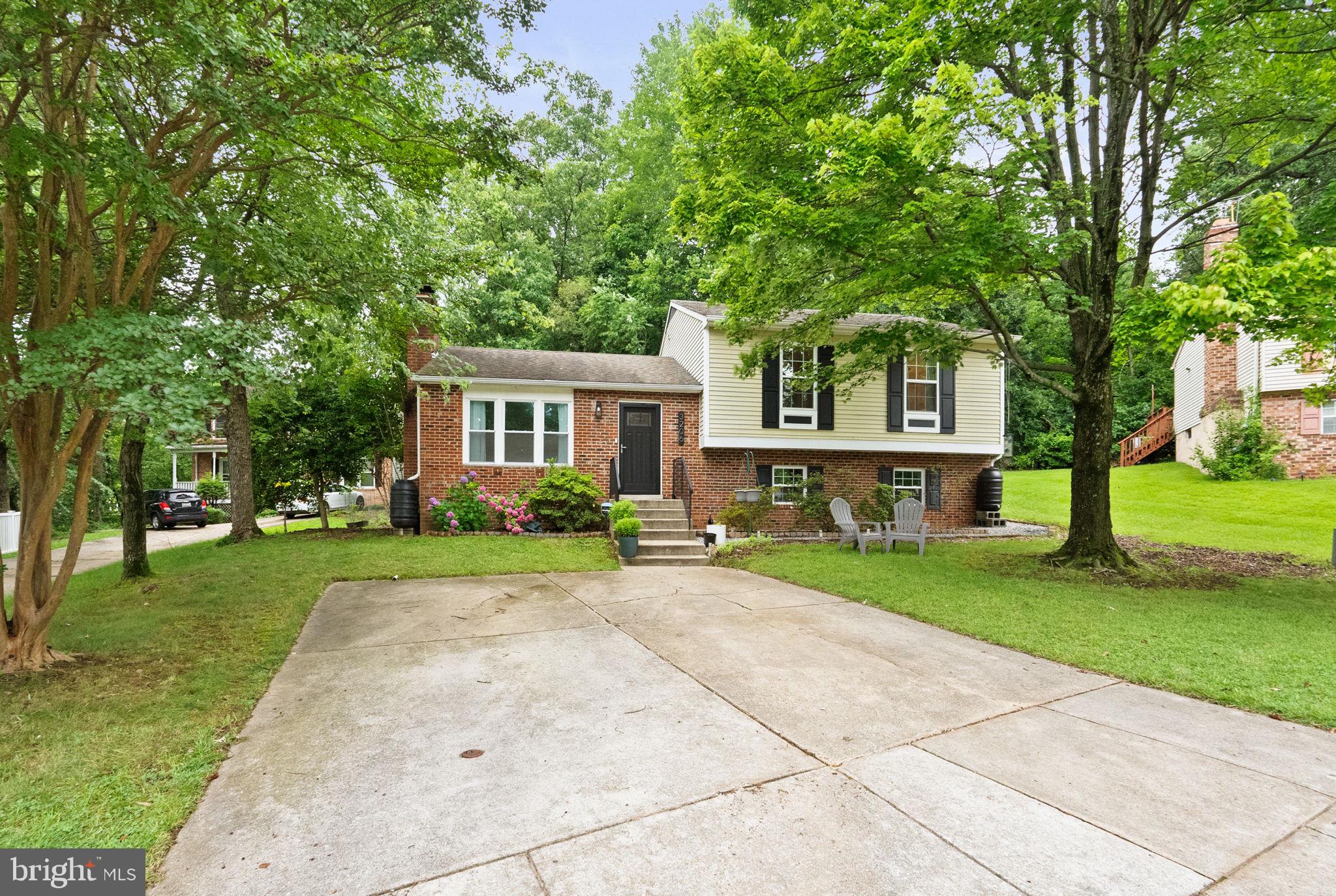 3206 CHEVERLY HILLS CT
