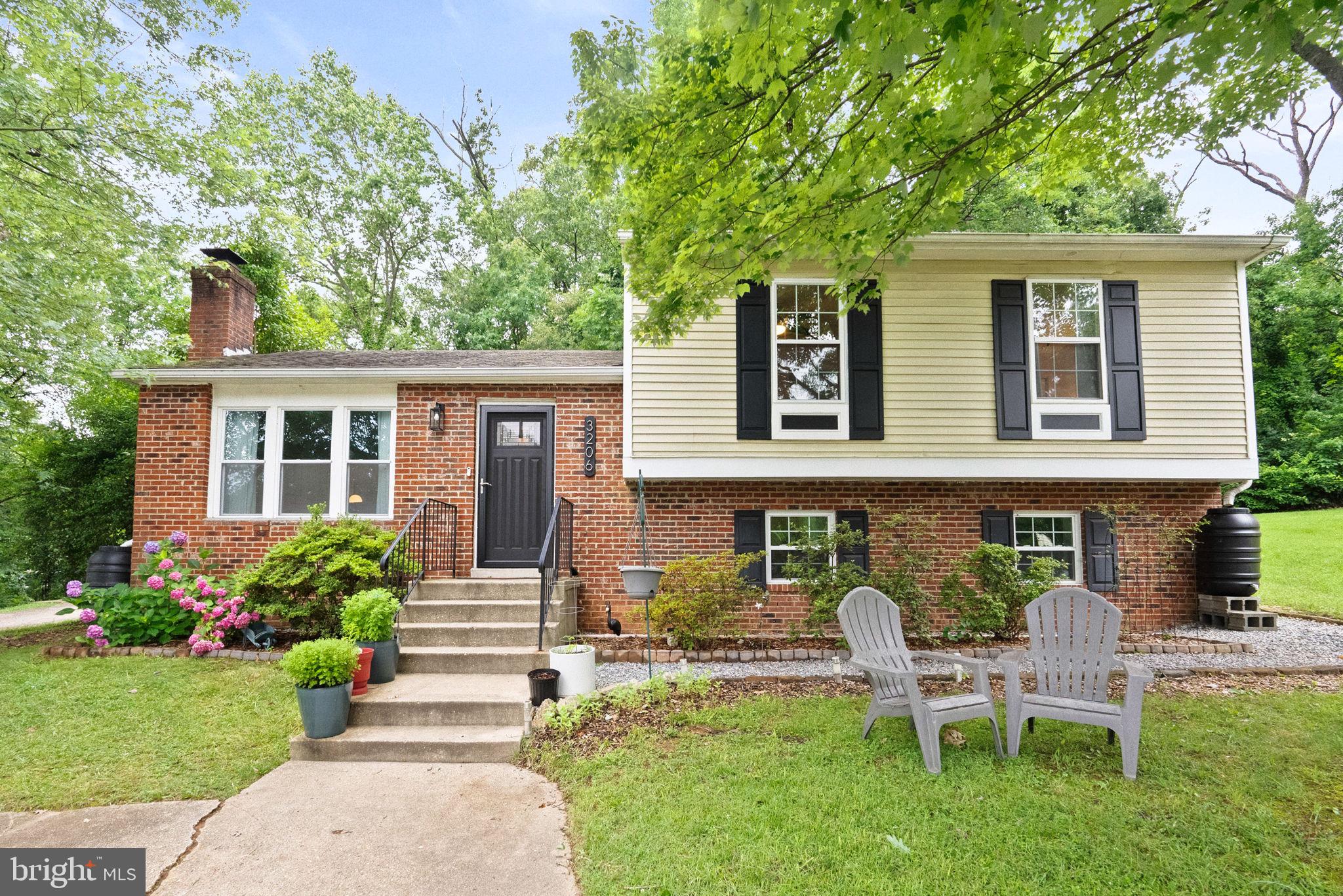 3206 CHEVERLY HILLS CT