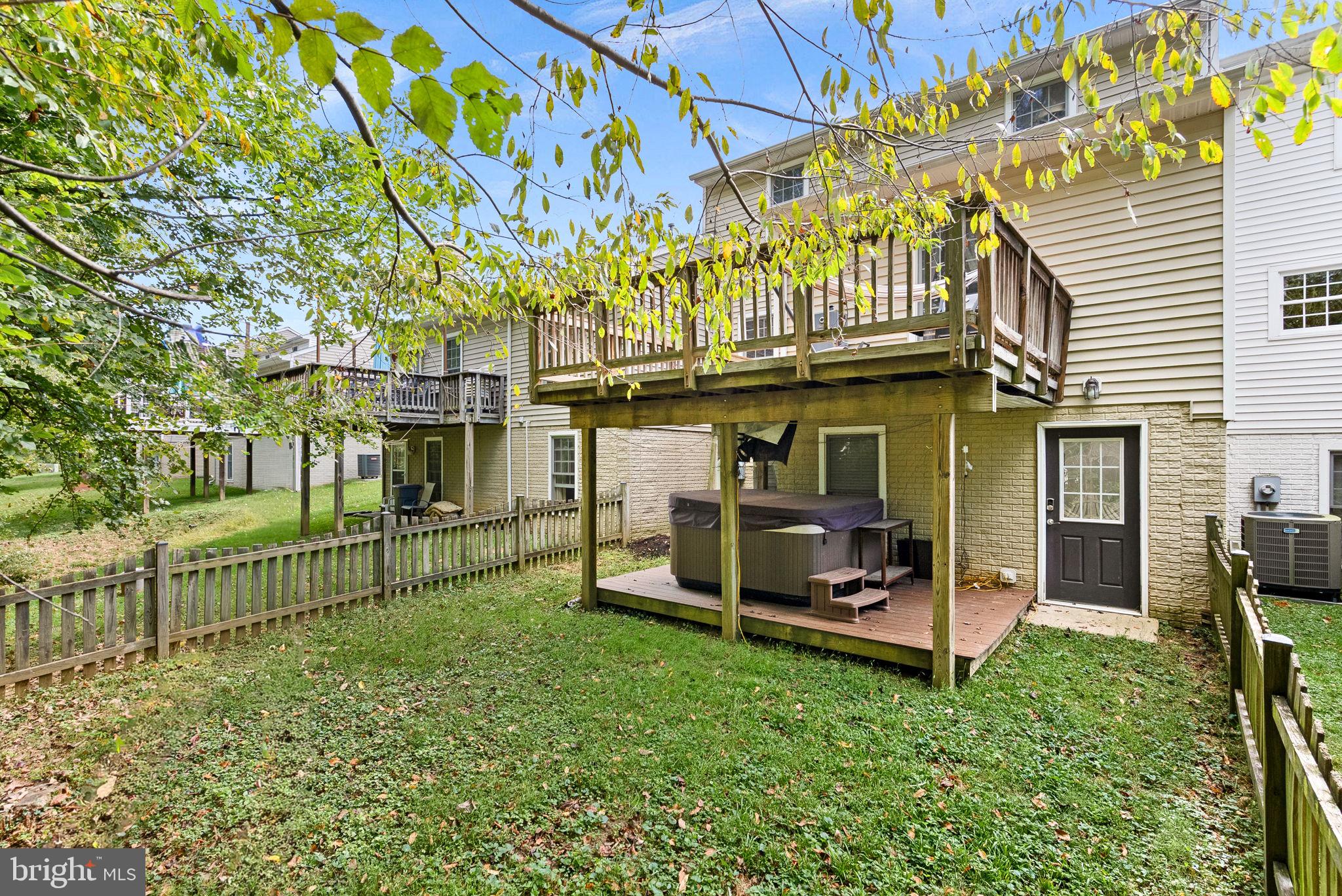 THE GREENS - Residential