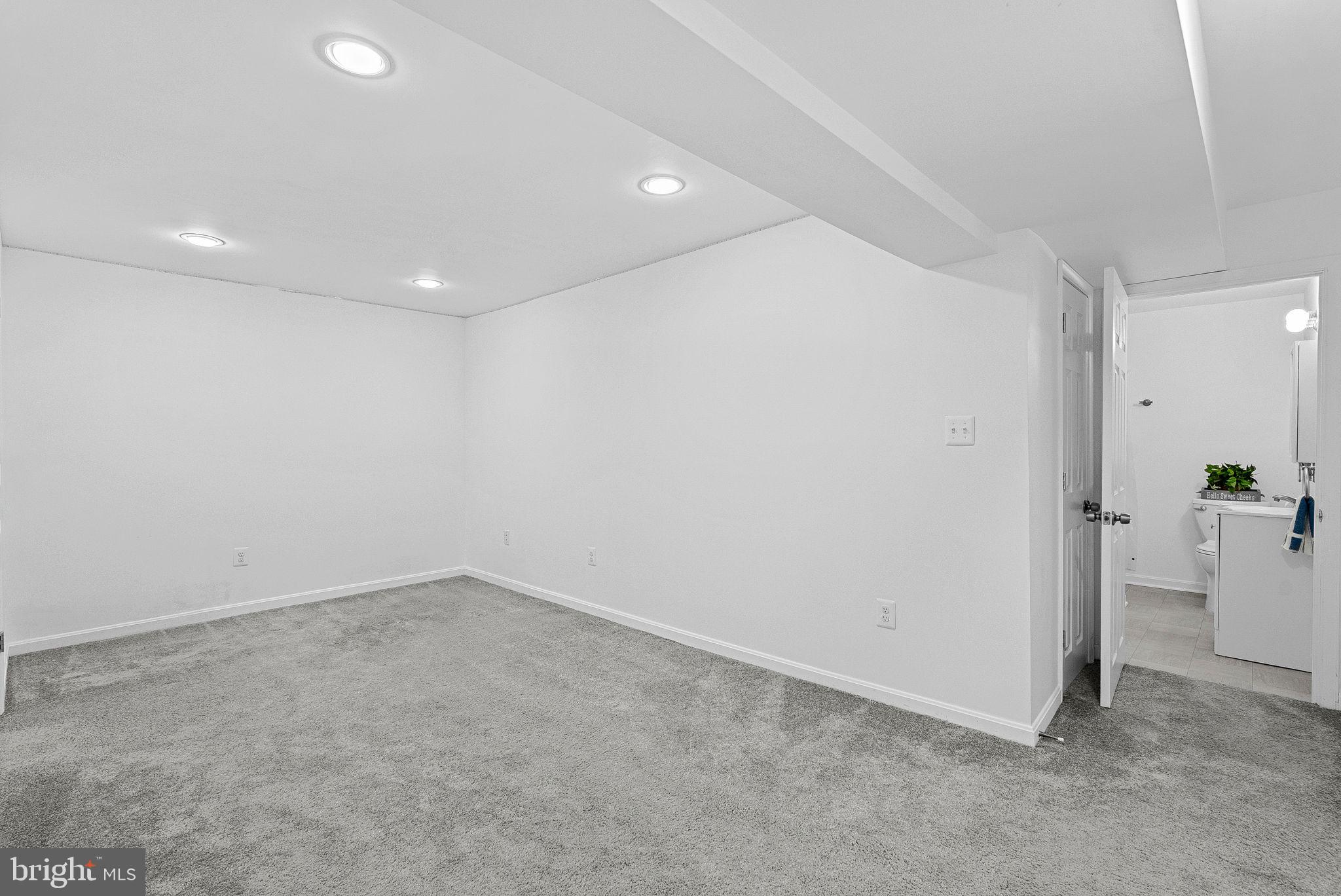 THE GREENS - Residential