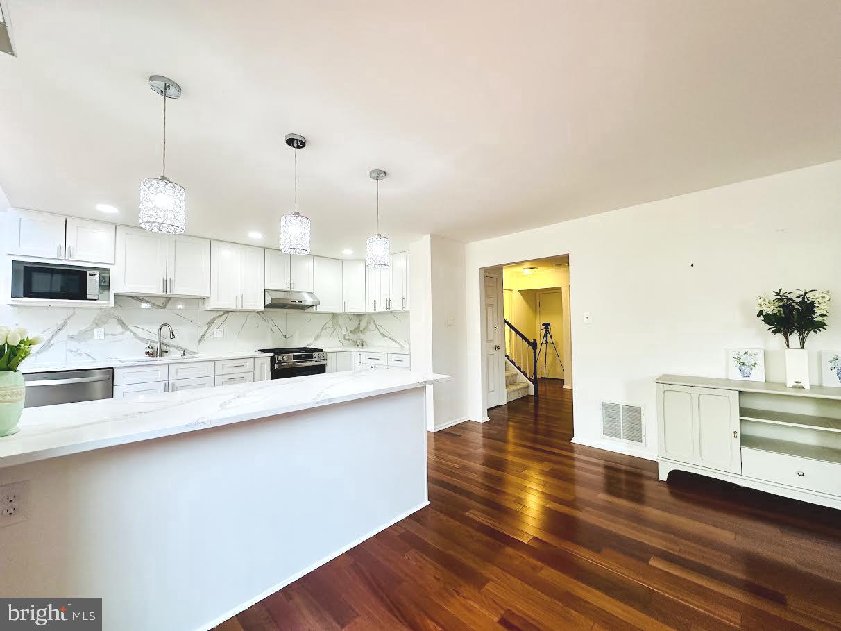 GWYNEDALE - Residential