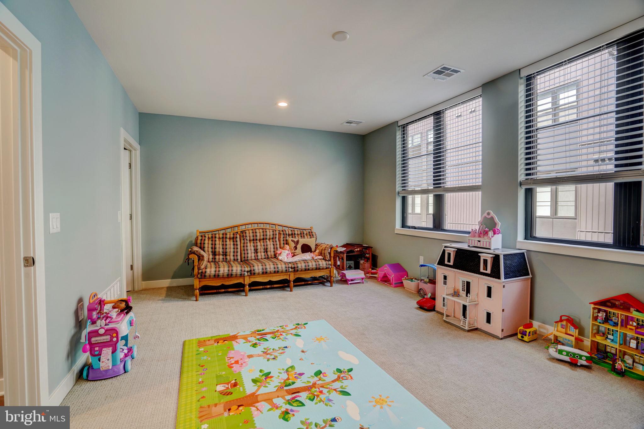 MANAYUNK - Residential