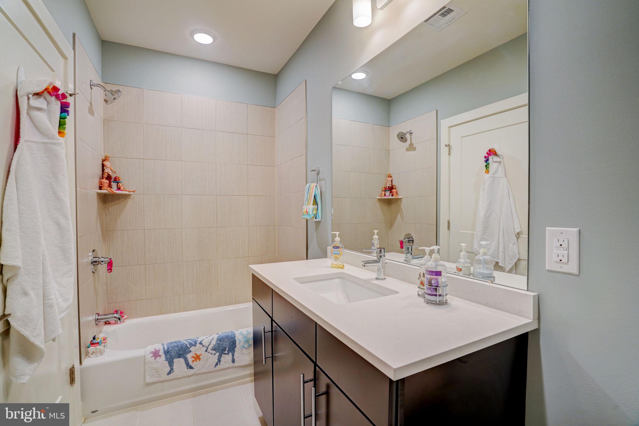 MANAYUNK - Residential