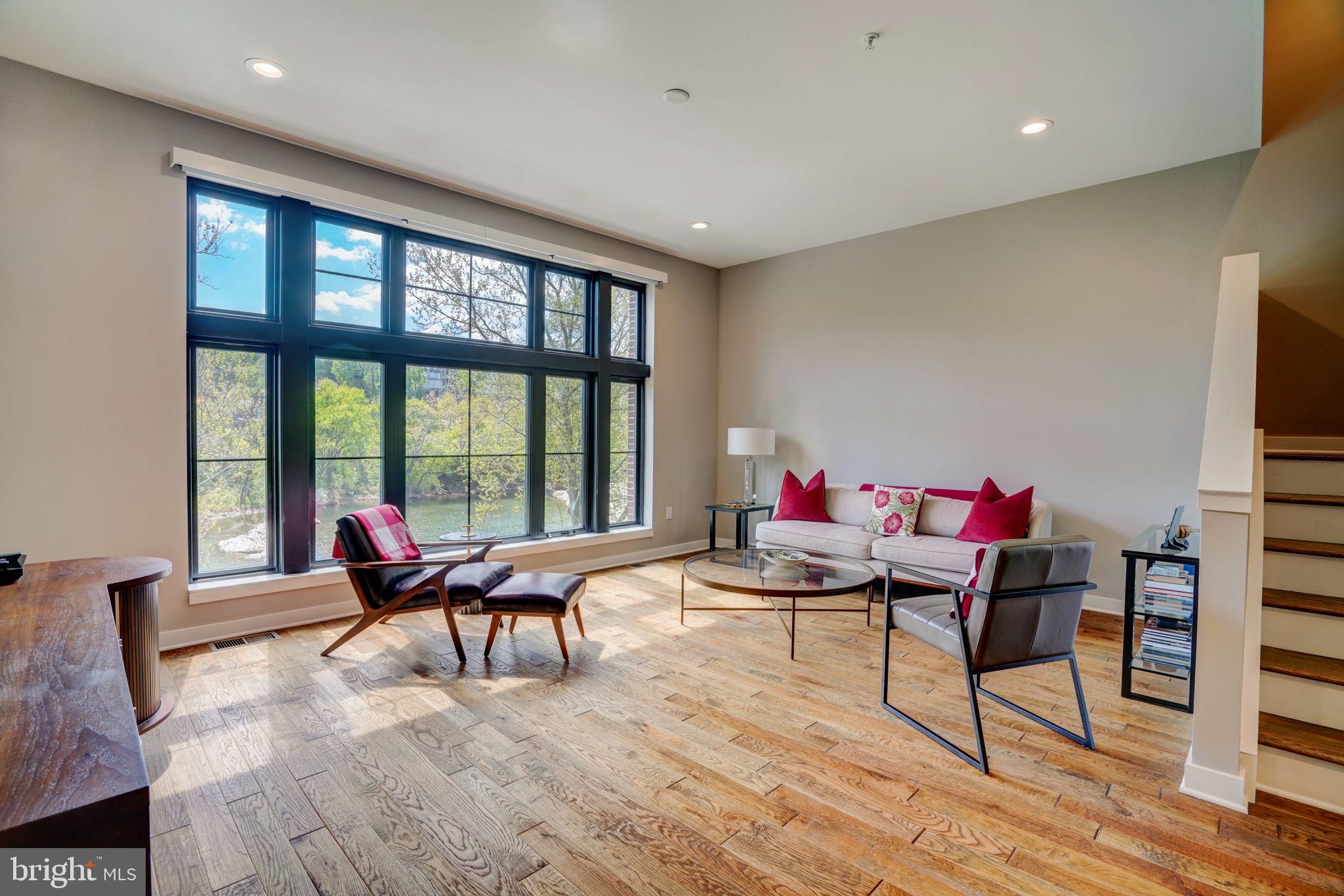 MANAYUNK - Residential