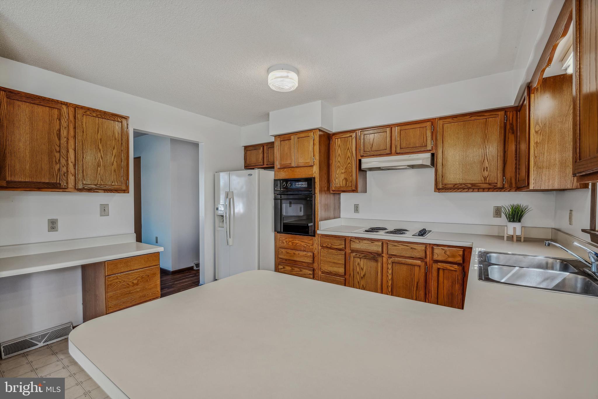 PIKESIDE MEADOWS - Residential