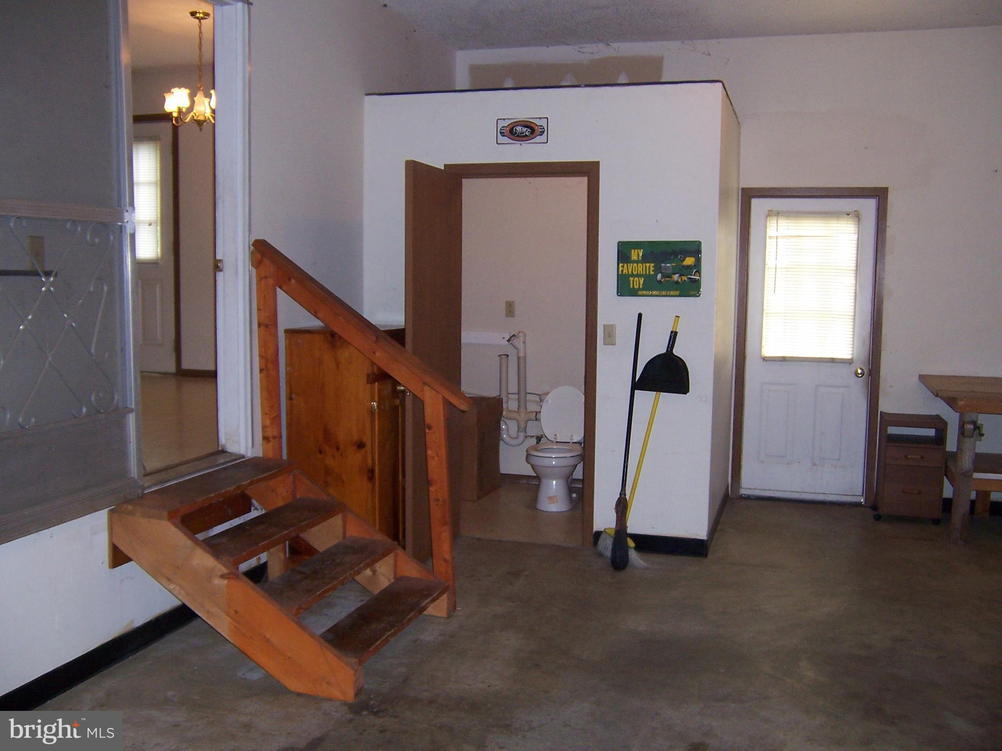 PIKESIDE MEADOWS - Residential