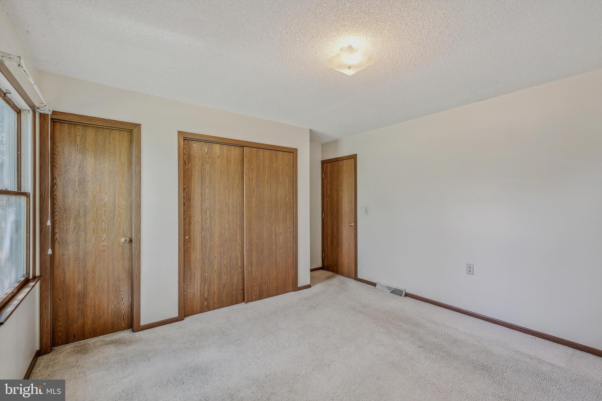 PIKESIDE MEADOWS - Residential