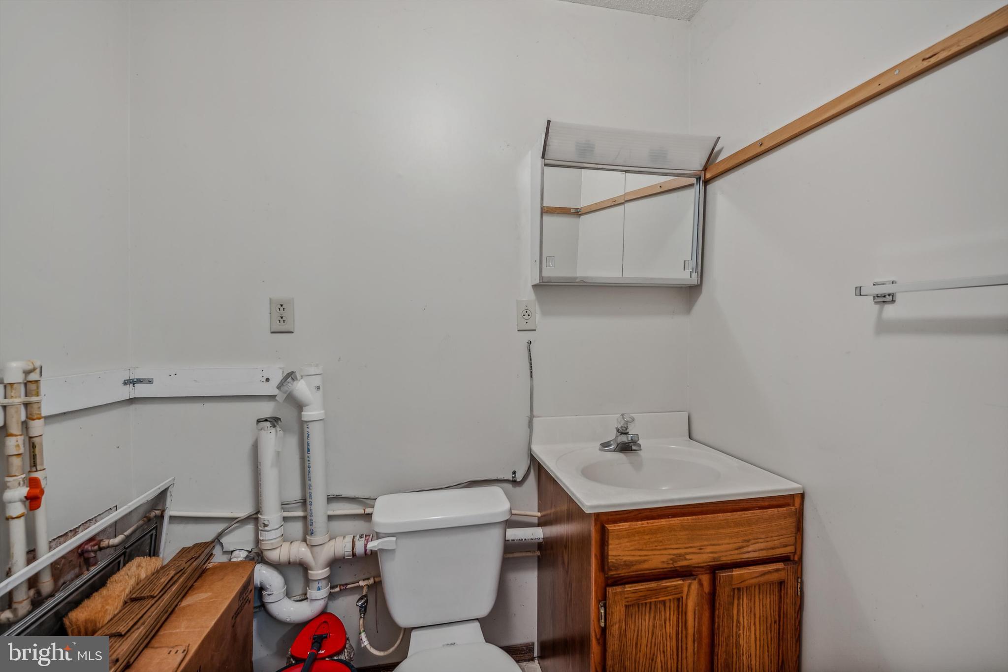 PIKESIDE MEADOWS - Residential