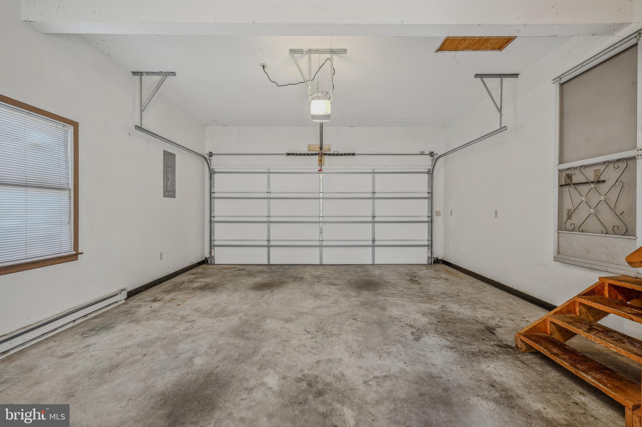 PIKESIDE MEADOWS - Residential