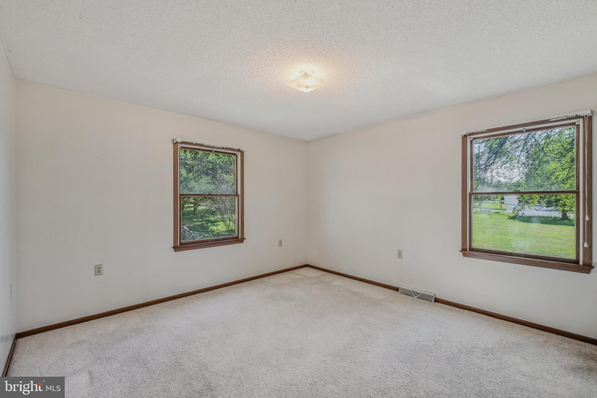 PIKESIDE MEADOWS - Residential