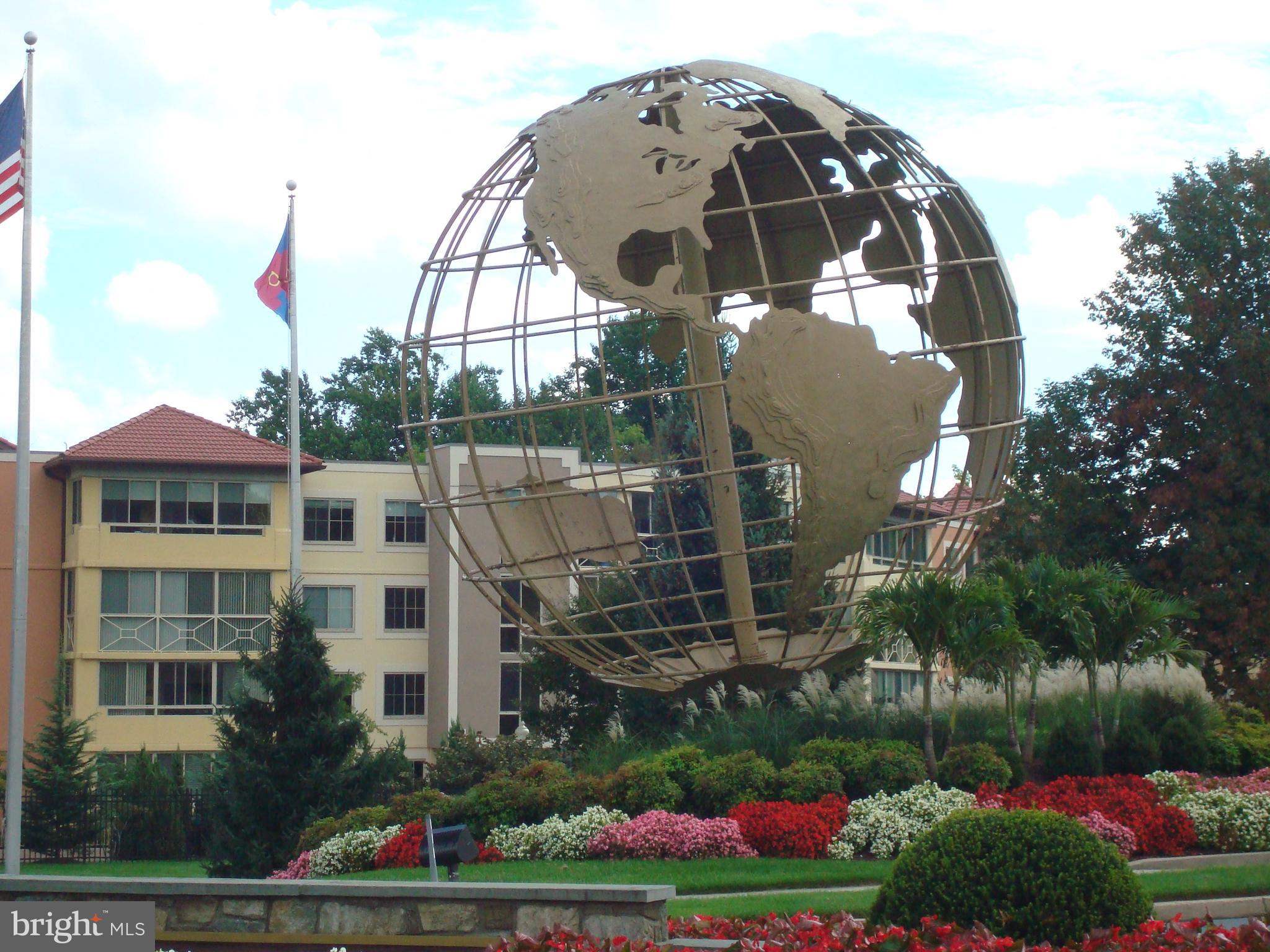 LEISURE WORLD - Residential