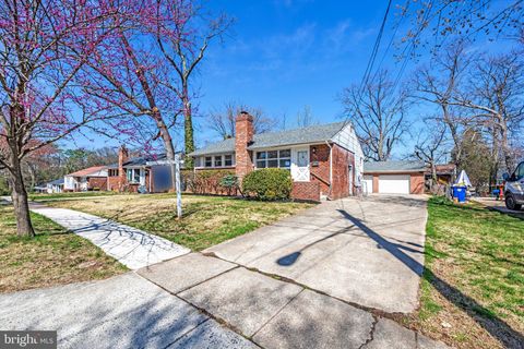 8124 GAVIN STREET HYATTSVILLE MD 20784