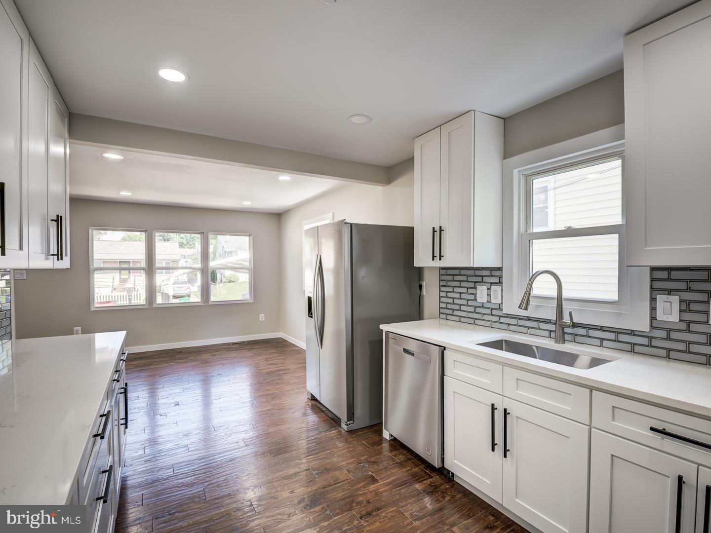 COLUMBIA PARK - Residential